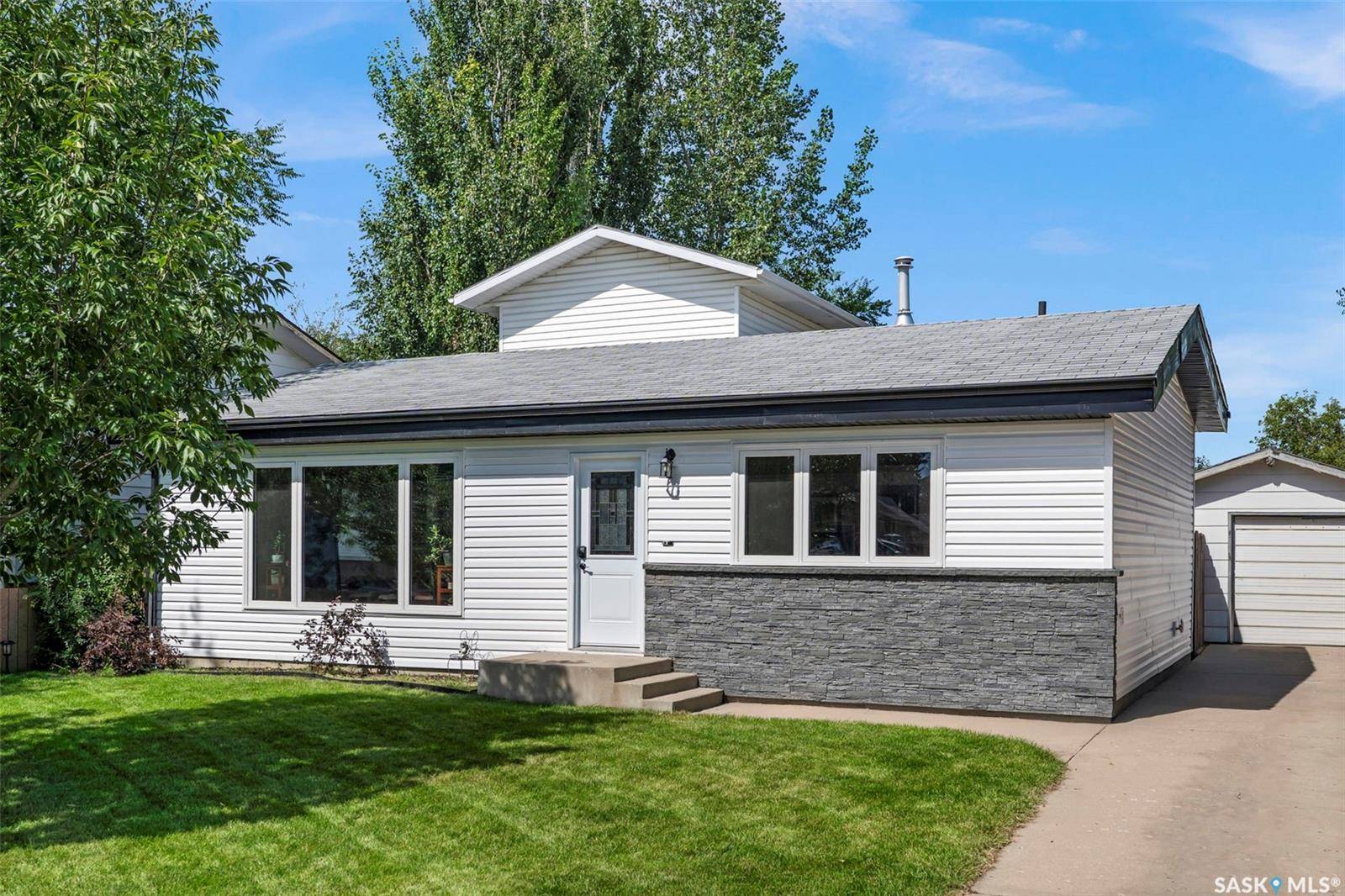 Saskatoon, SK S7M 4W7,178 Neatby CRESCENT