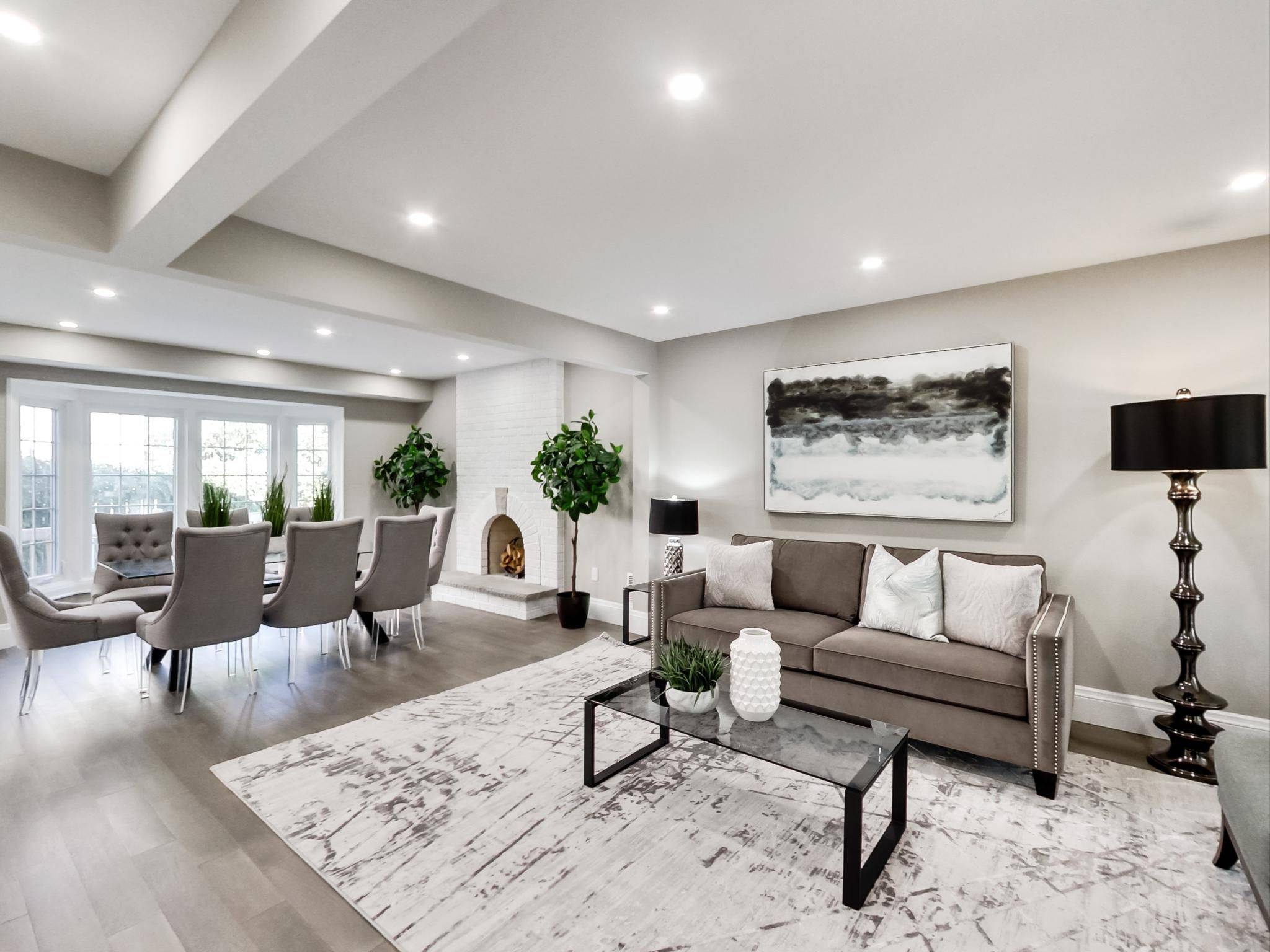 Mississauga, ON L5V 1J8,4342 Violet RD