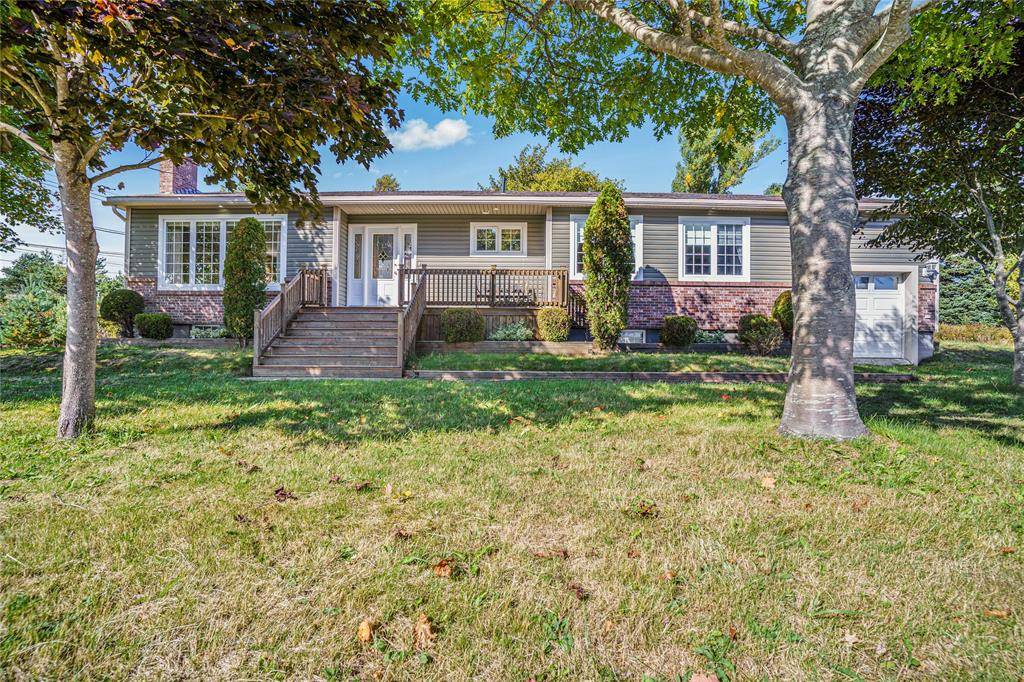 Tilton, NL A0A 3X0,10-12 Back Track Road