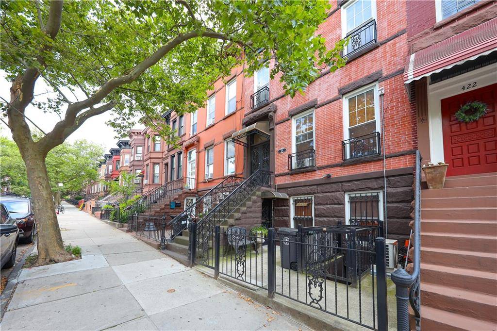 Brooklyn, NY 11232,424 43rd ST