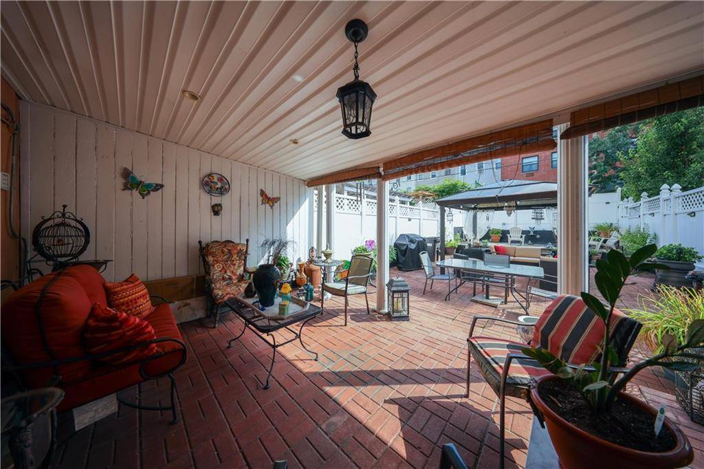 Brooklyn, NY 11232,424 43rd ST