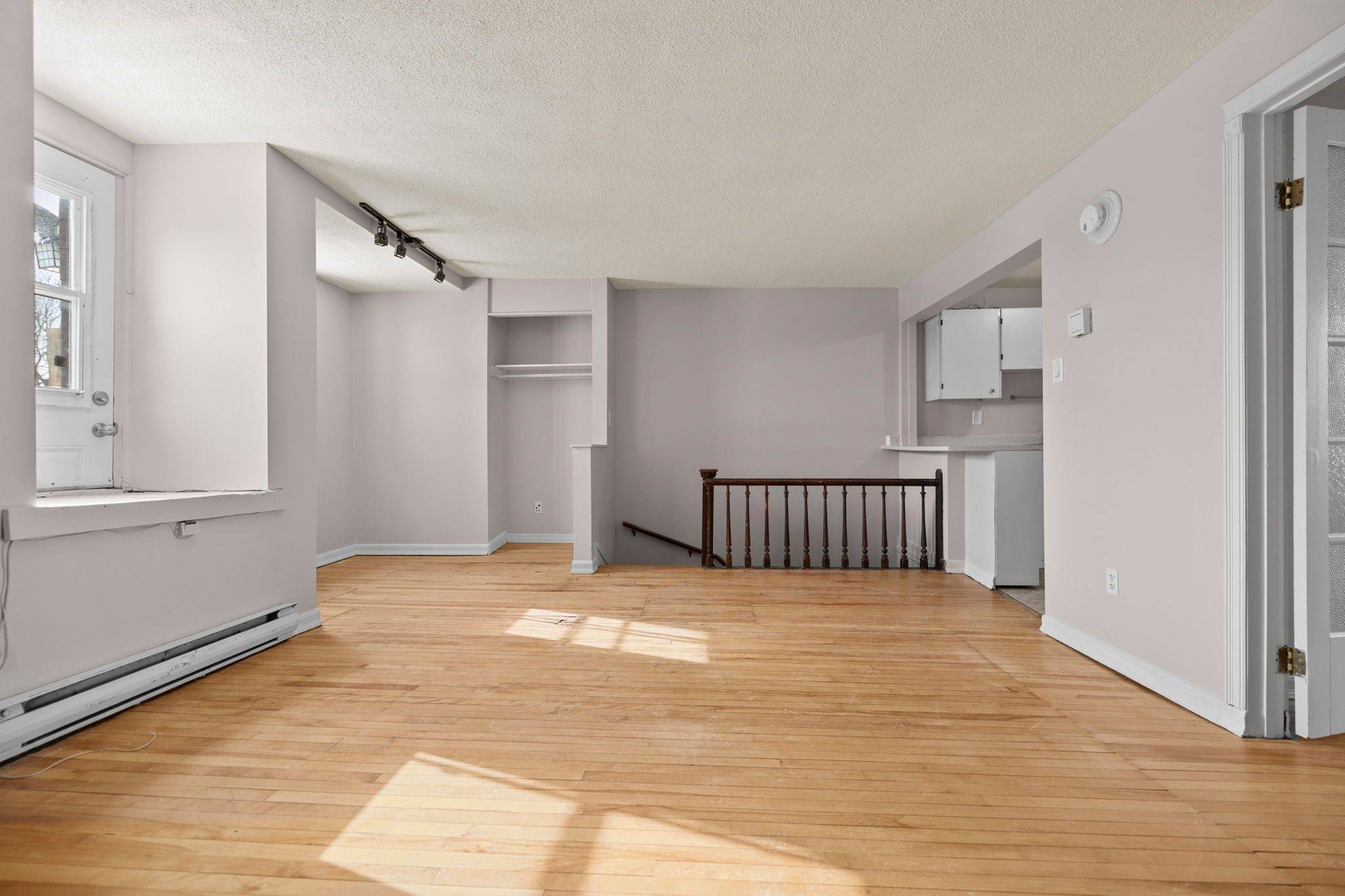 Lower Town - Sandy Hill, ON K1N 6S8,196 Osgoode ST