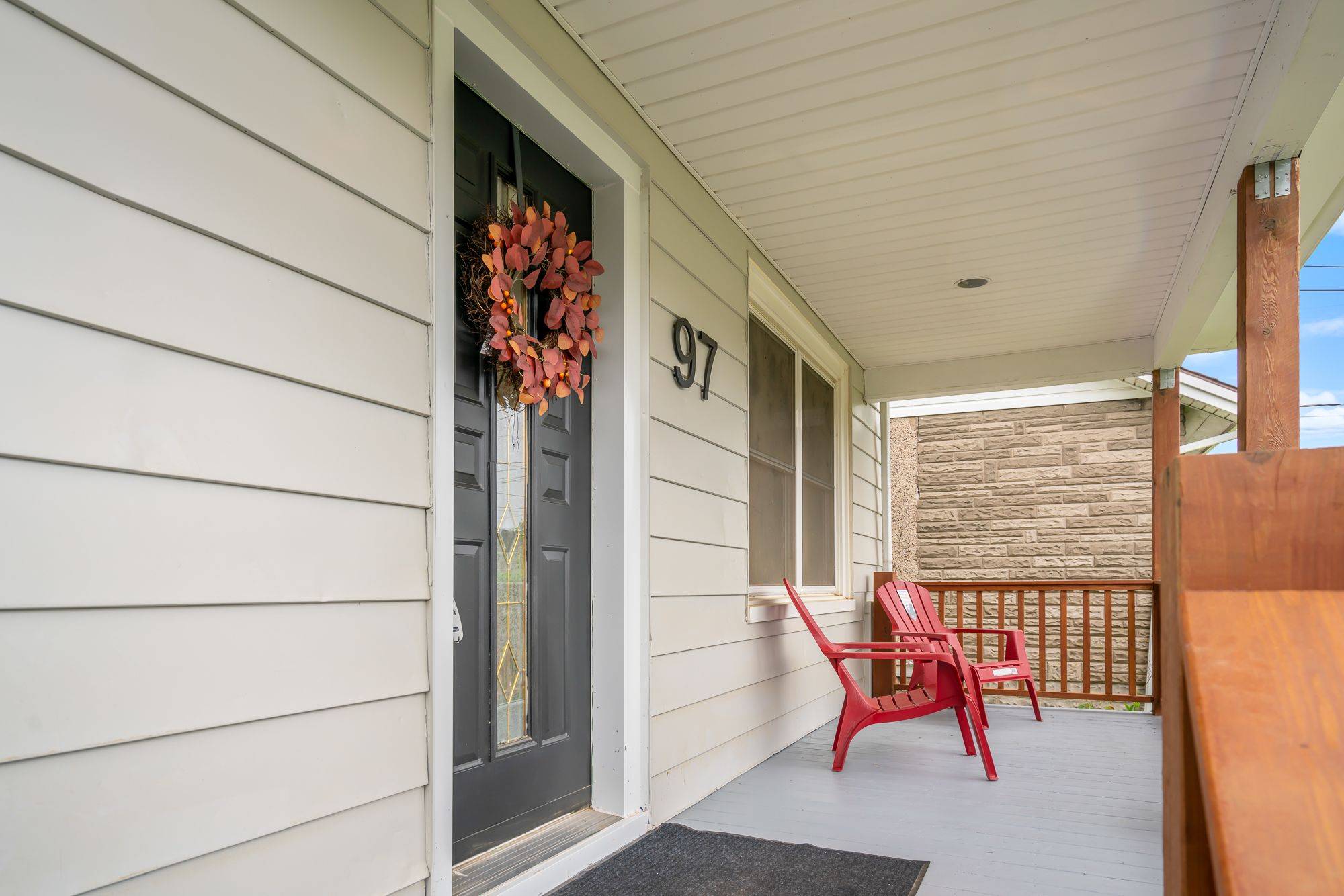 Port Colborne, ON L3K 3L1,97 Delhi ST