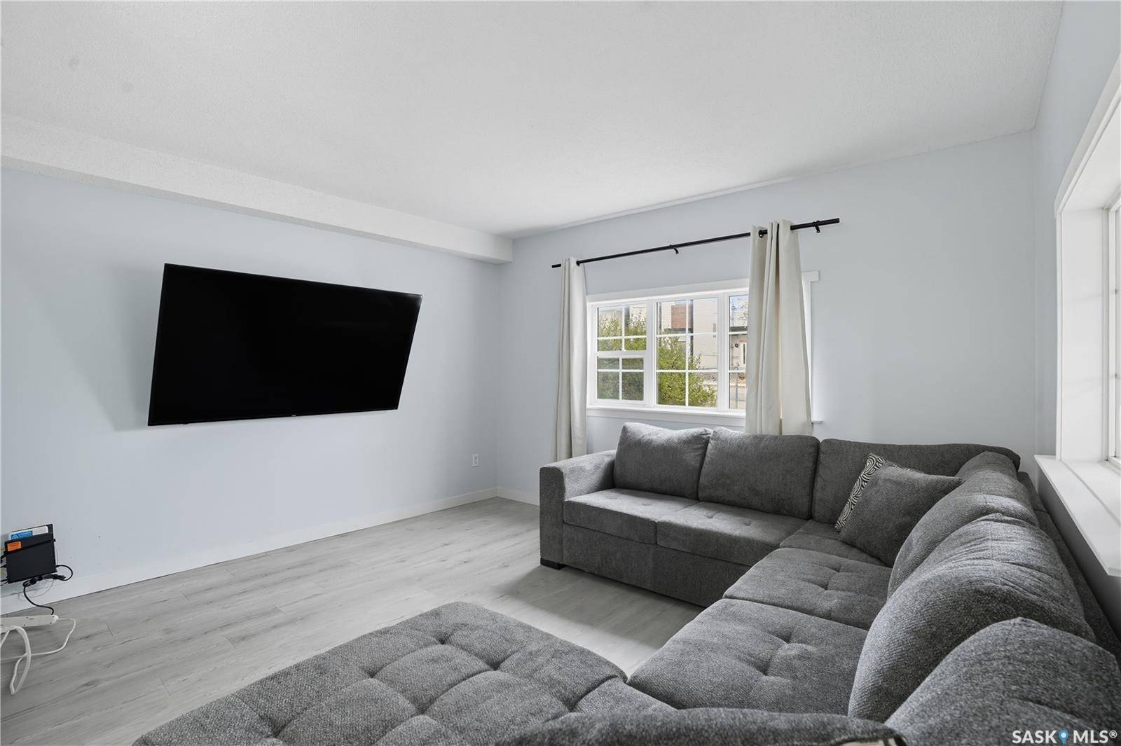 Saskatoon, SK S7K 3L8,417 Empress STREET