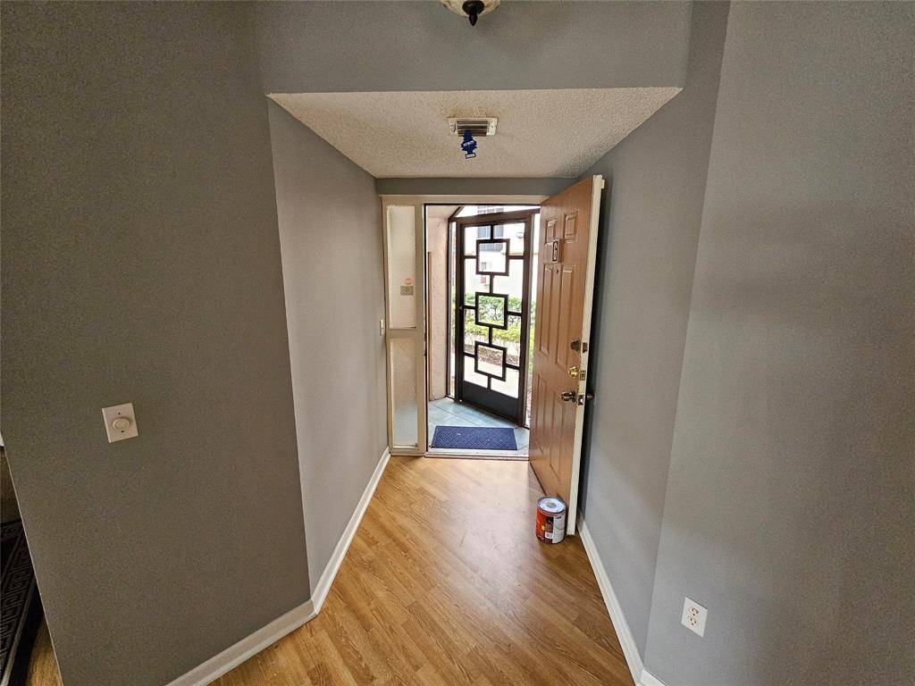 Boynton Beach, FL 33437,5203 Europa Dr #G