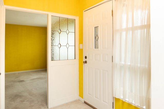 Toronto W10, ON M9V 3G6,99 Silverstone DR