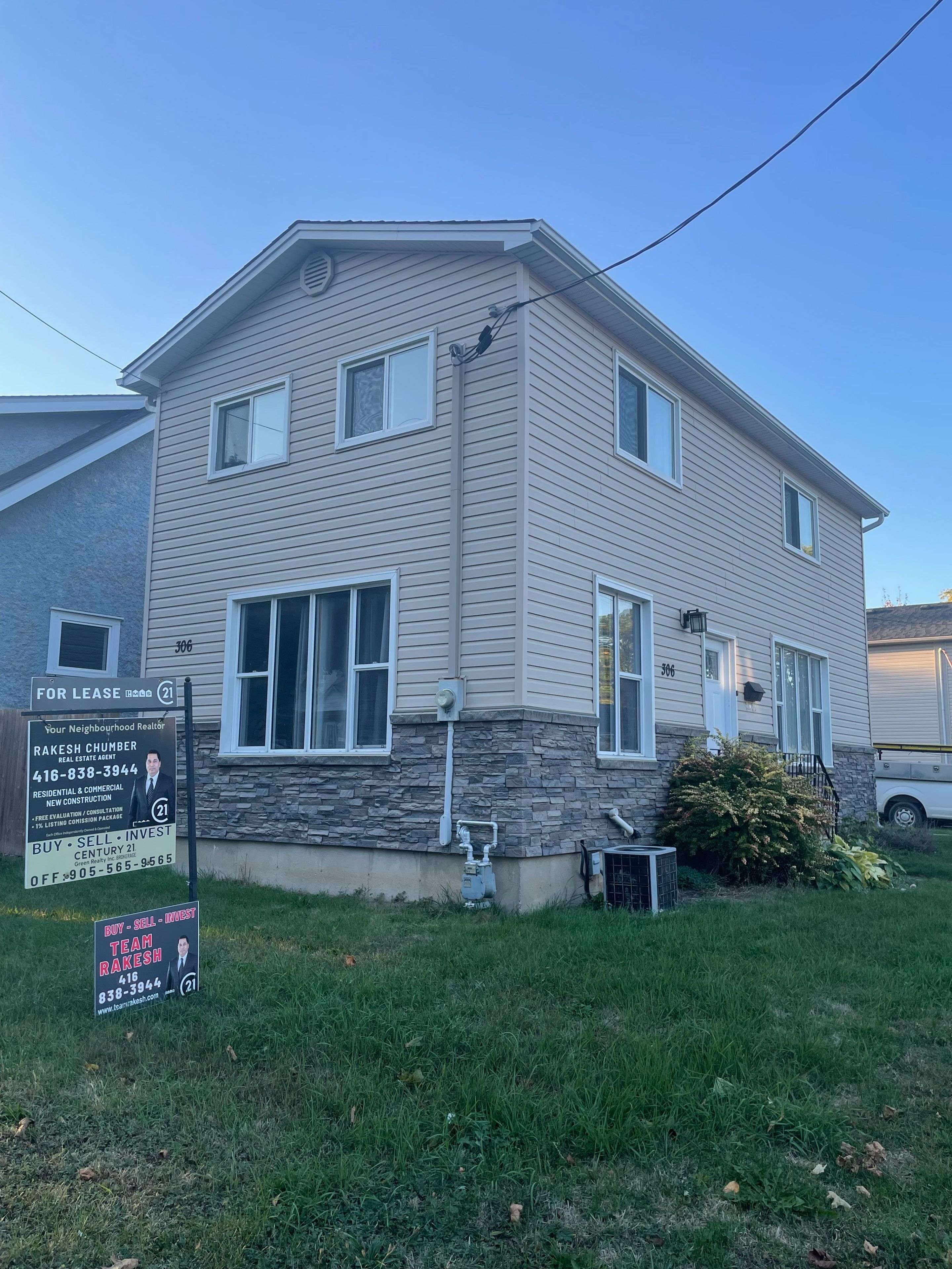 Brantford, ON N3S 3X8,306 Darling ST #Main Floor