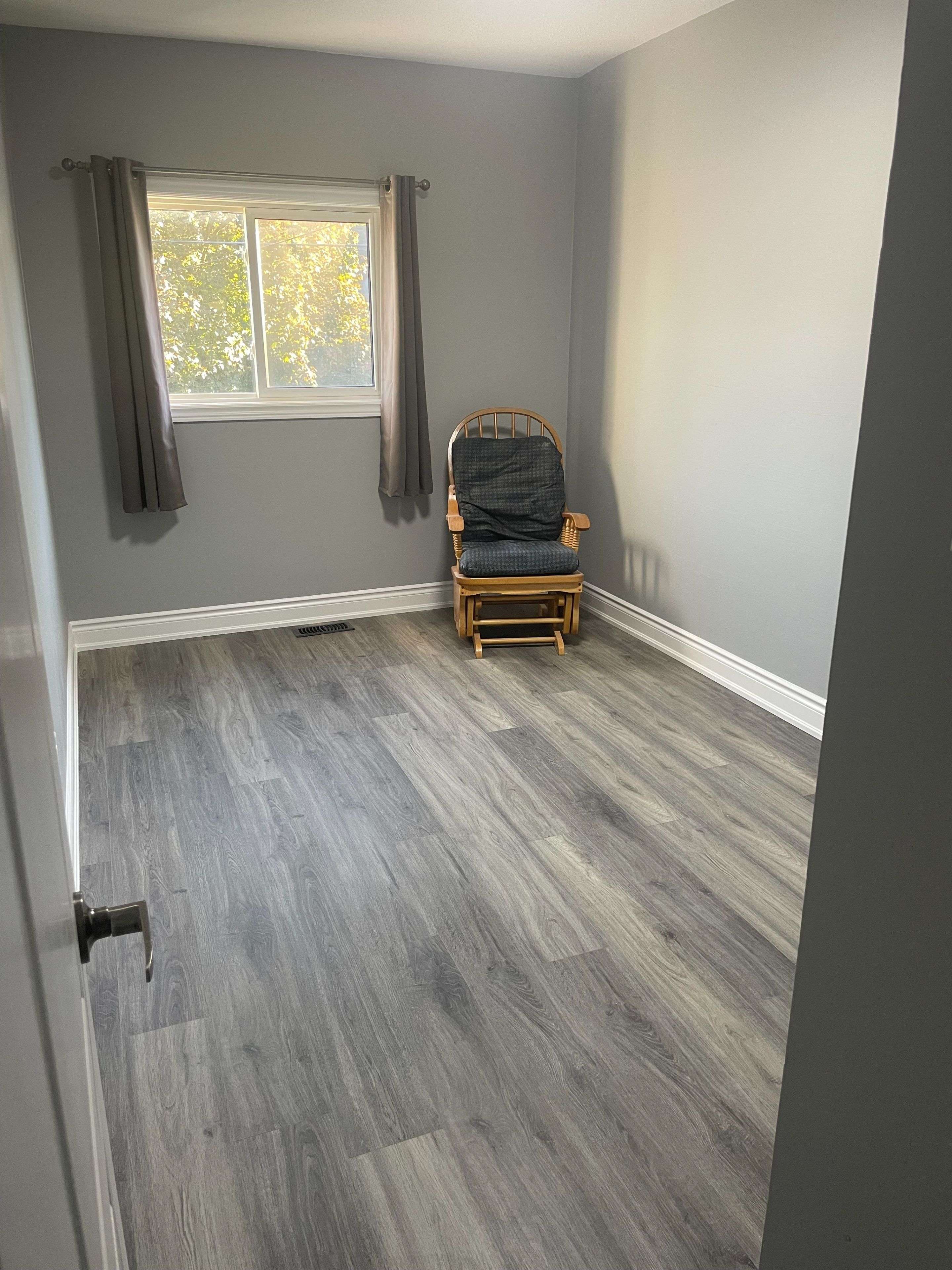 Brantford, ON N3S 3X8,306 Darling ST #Main Floor