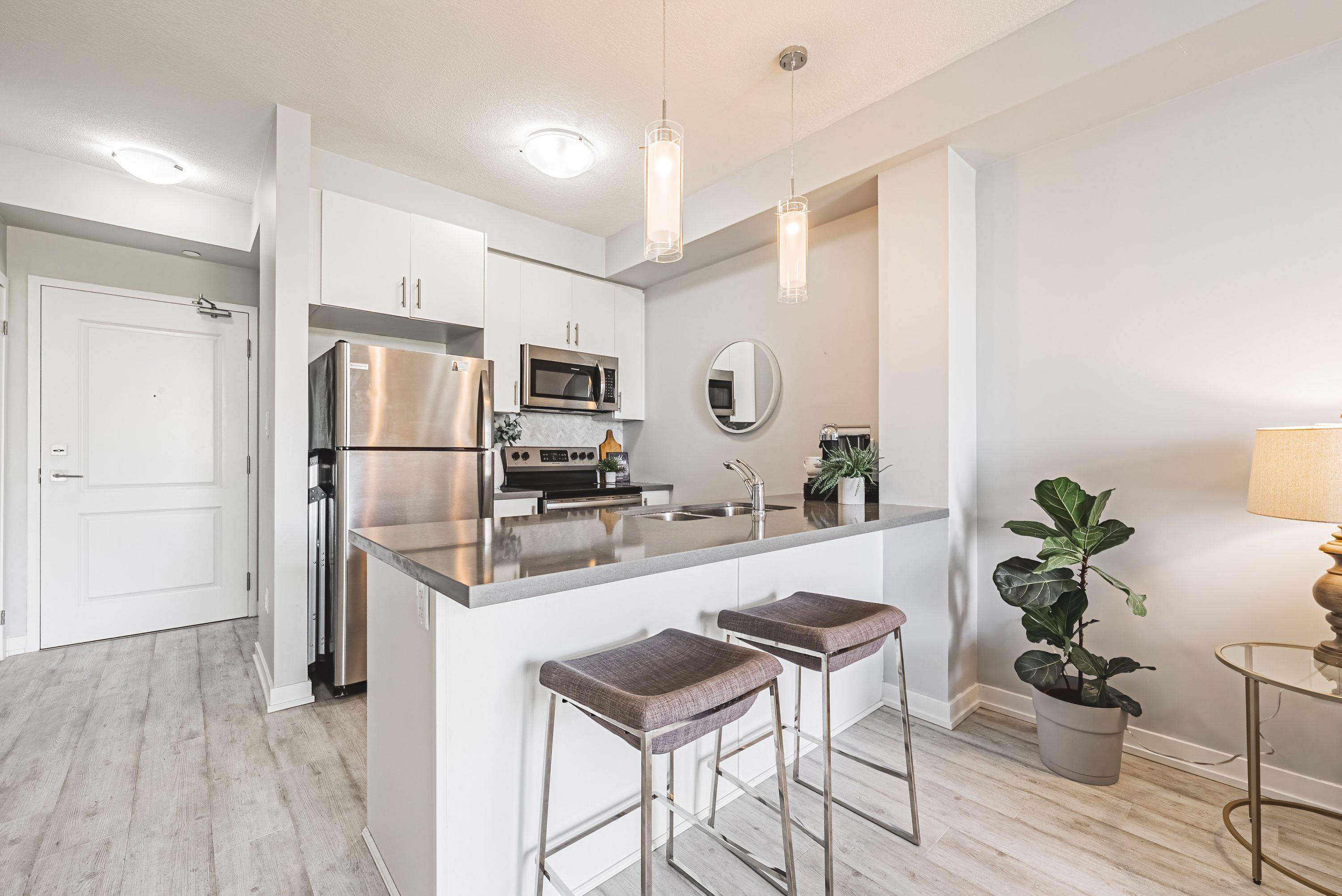 Hamilton, ON L8G 0K3,125 Shoreview PL #428