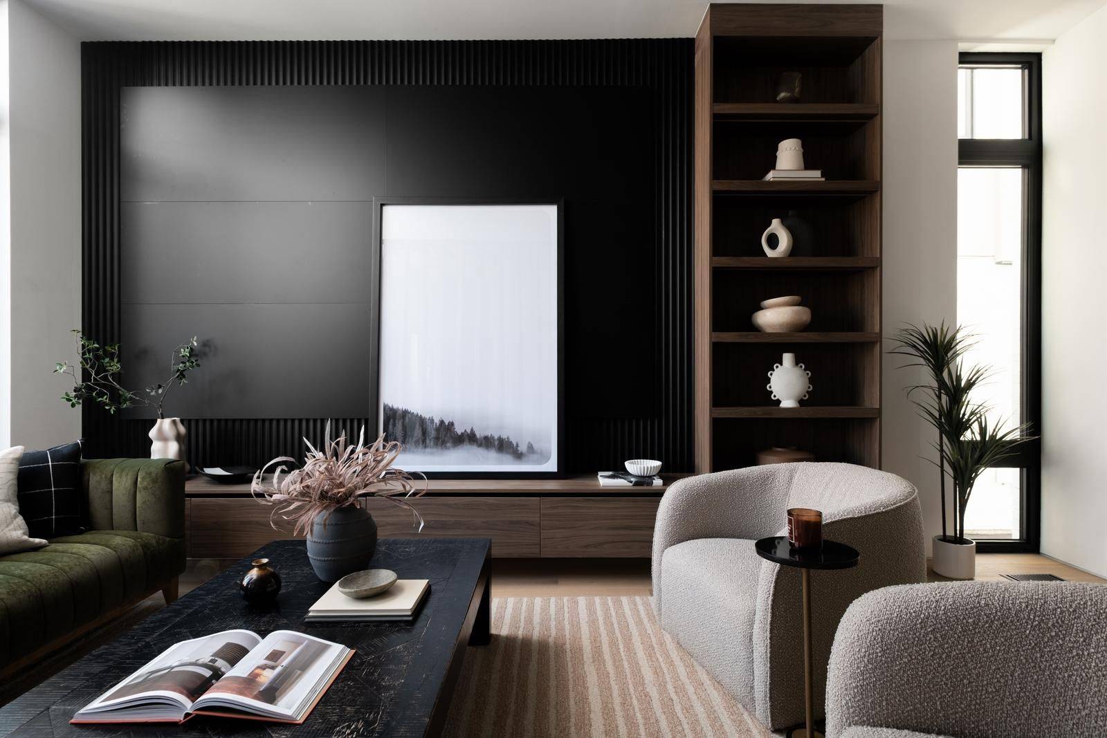 Toronto C01, ON M6J 1C4,741 Richmond ST W