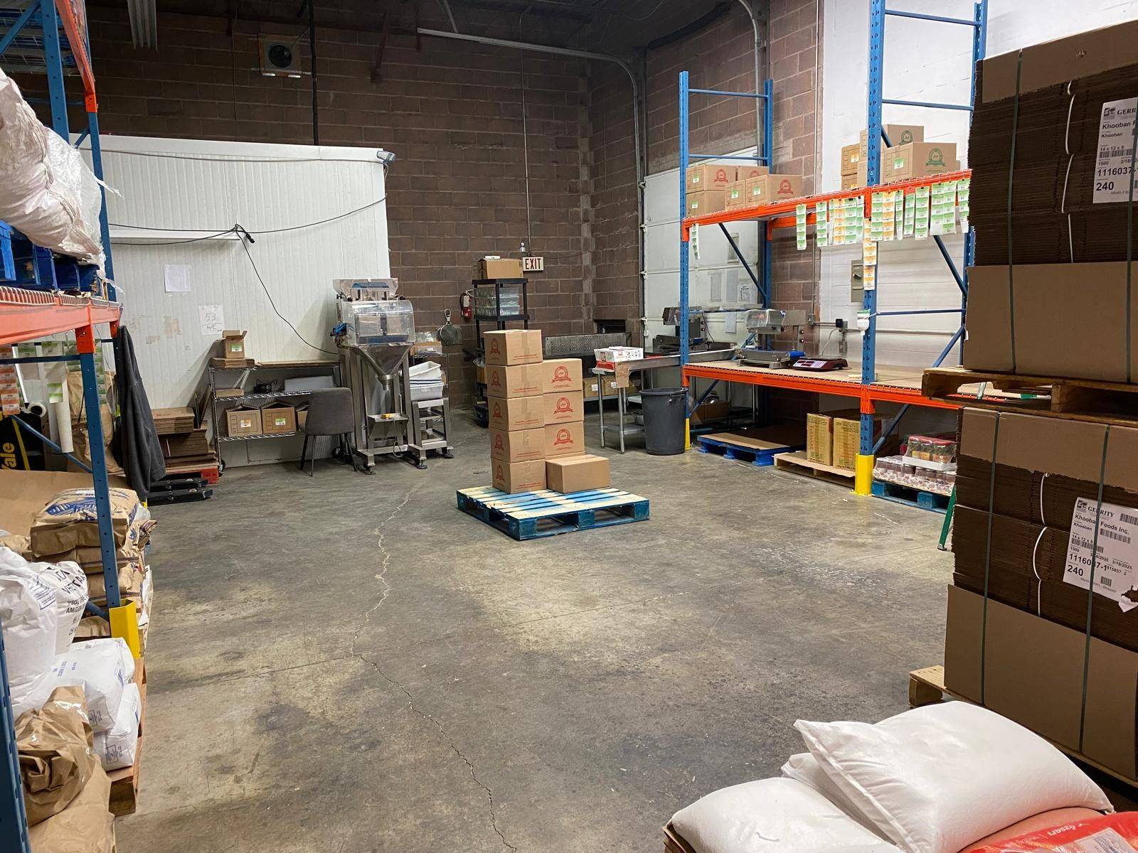 Richmond Hill, ON L4B 1C2,146 West Beaver Creek RD #7