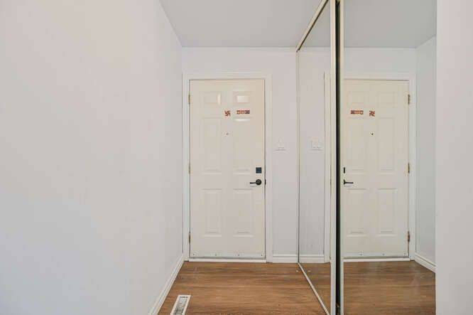 Toronto W10, ON M9V 4A3,2012 Martingrove RD W #48