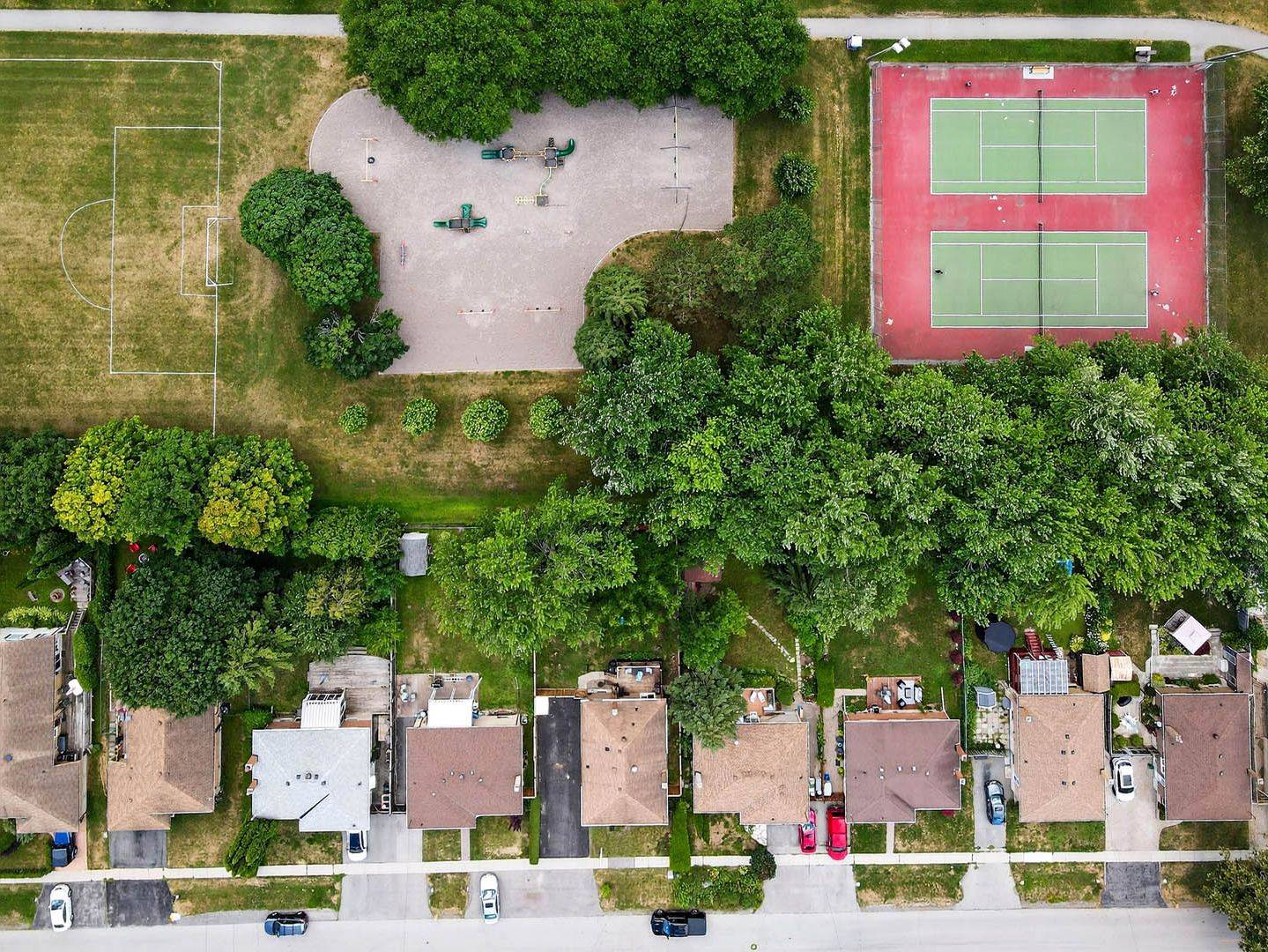 Whitby, ON L1N 3G5,918 Walton BLVD