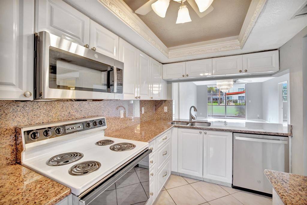 Lighthouse Point, FL 33064,4500 N Federal Hwy #151F