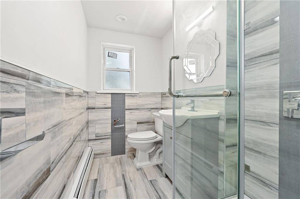 Kings, NY 11236,1021 East 87th ST #6B