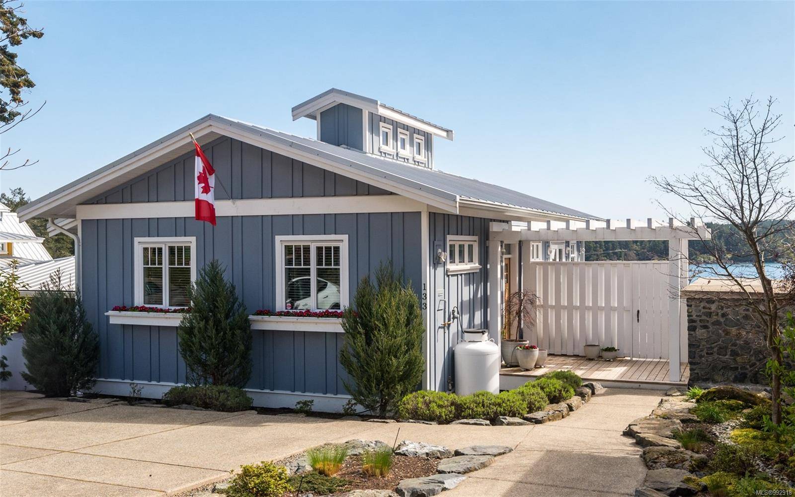 Sooke, BC V9Z 1N6,133 Hilltop Cres