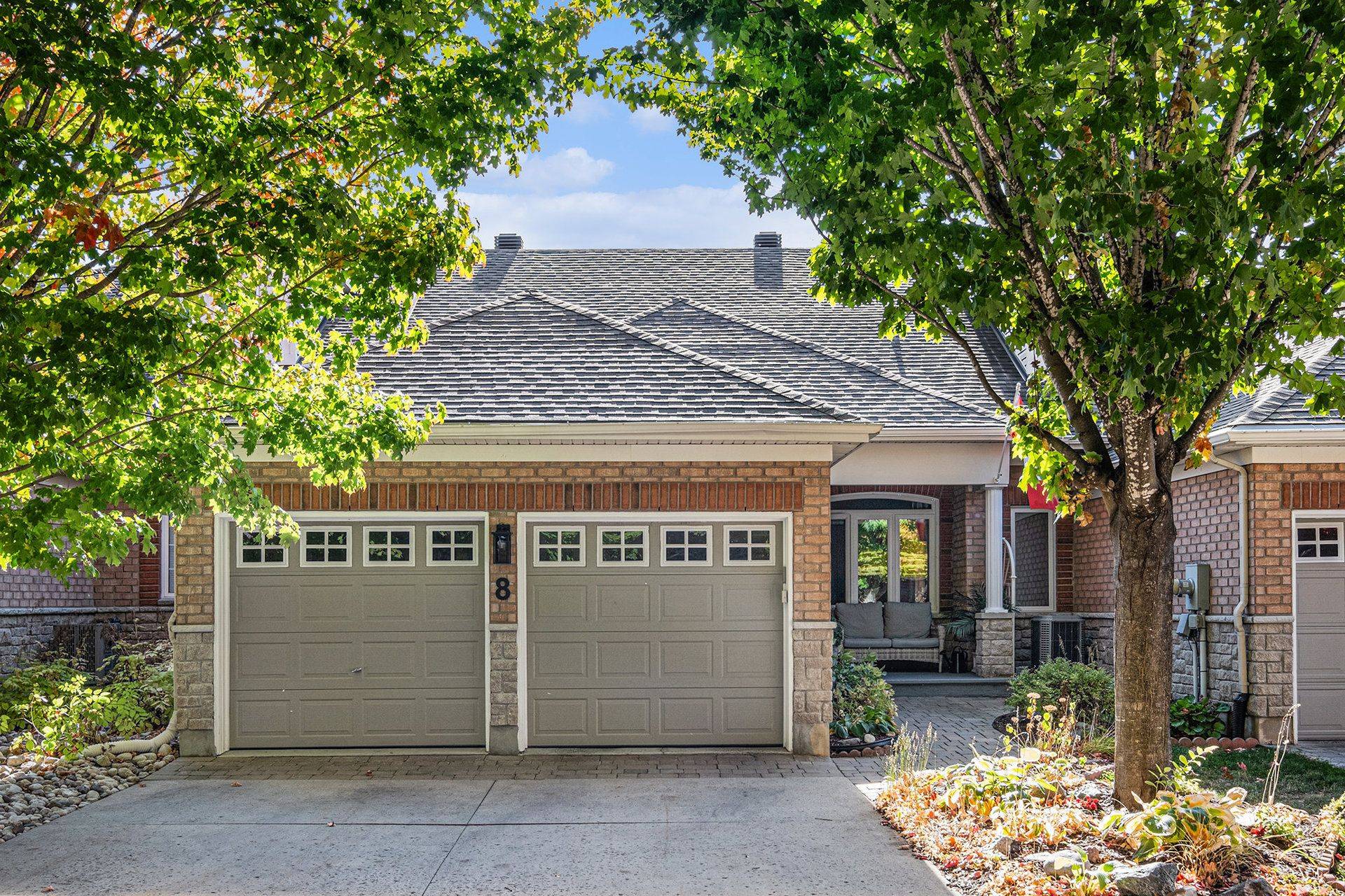 Kanata, ON K2T 1K2,8 Kinmount Private