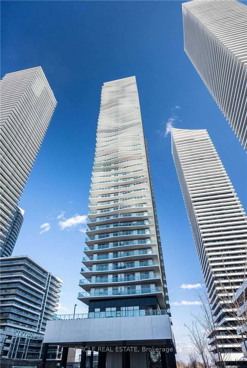 Toronto W06, ON M8V 1A1,33 Shore Breeze DR #1806