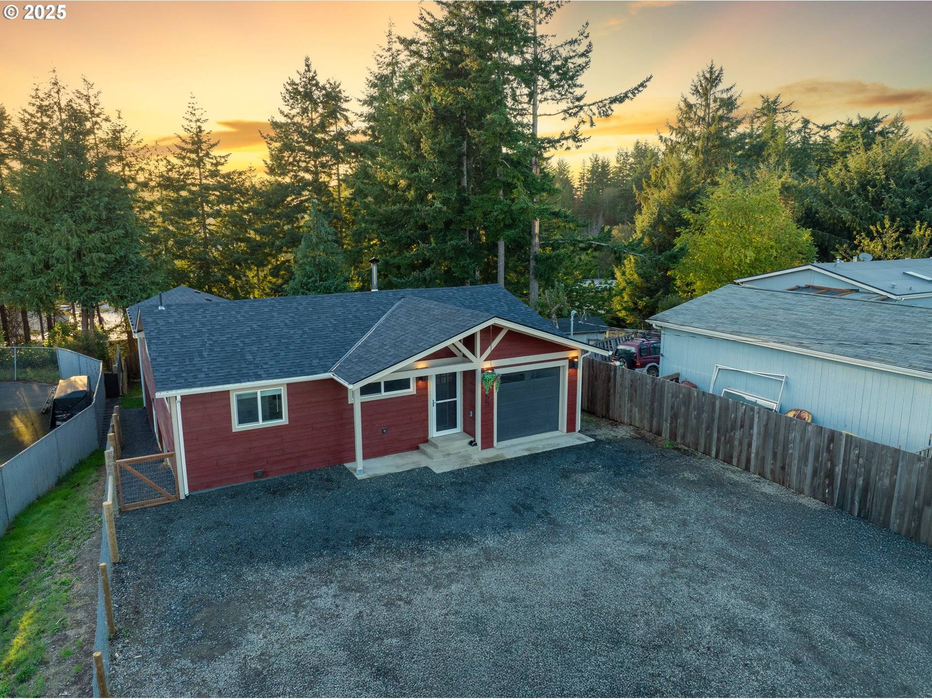 Coos Bay, OR 97420,1955 28TH ST