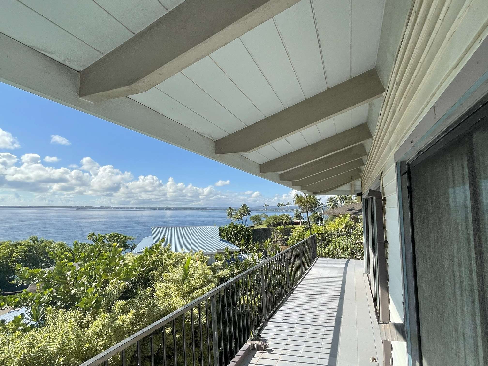 Hilo, HI 96720,40 POKO PL