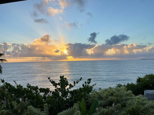 Hilo, HI 96720,40 POKO PL