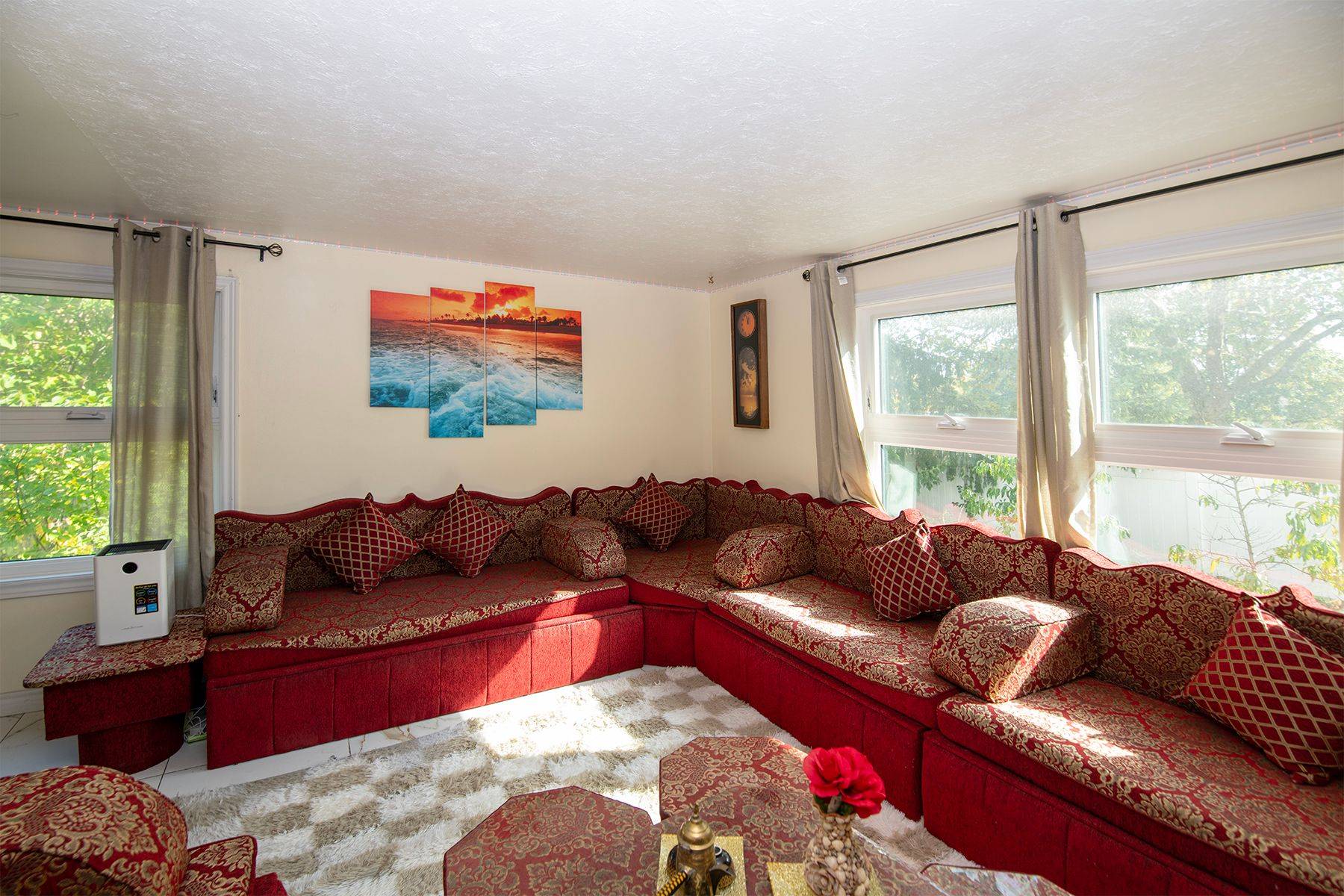 London South, ON N6J 3B5,711 Alanbrook ST S