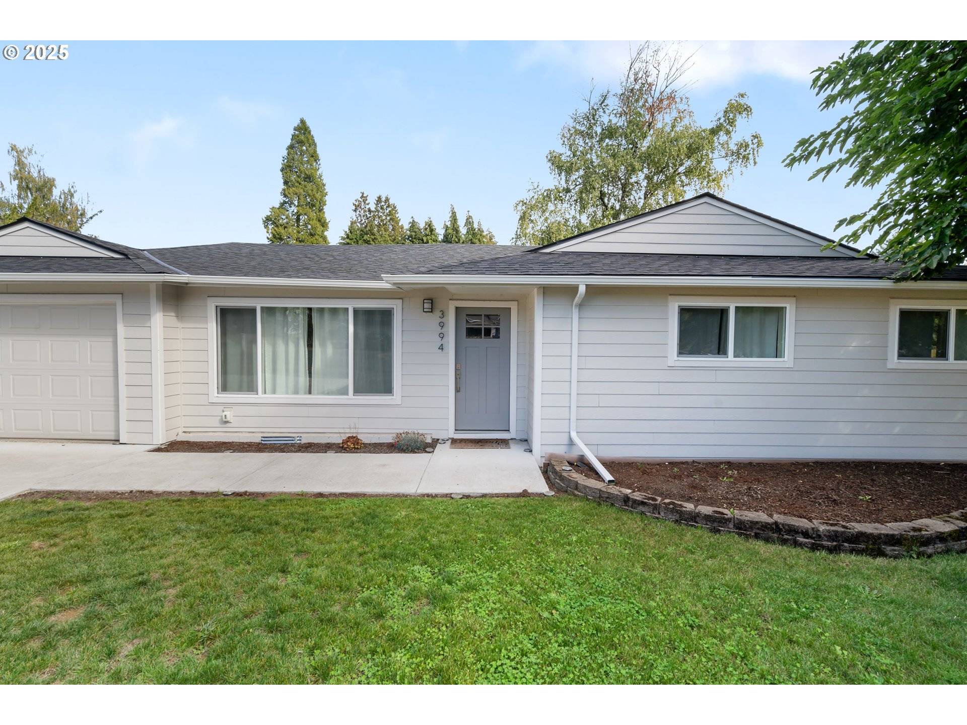 Salem, OR 97302,3994 CRESTVIEW DR S