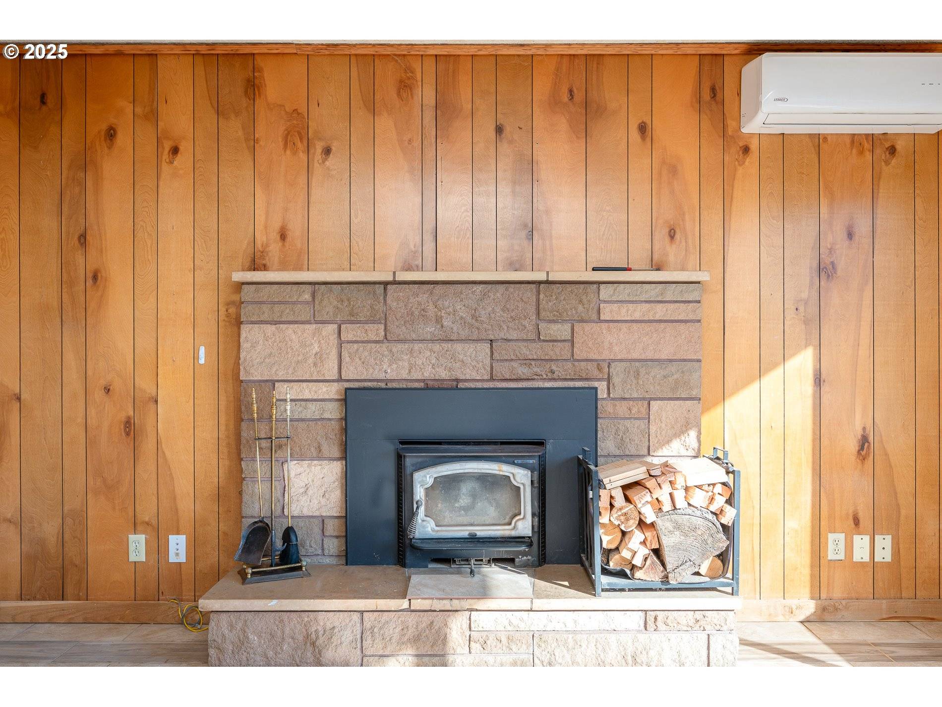 Kelso, WA 98626,201 PONDEROSA DR