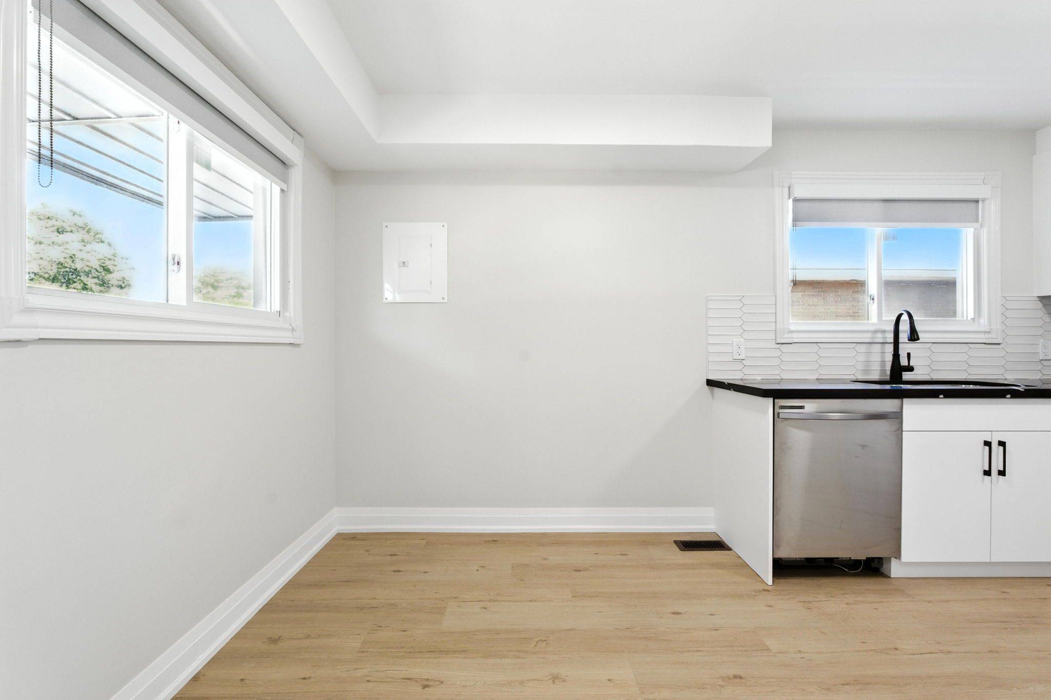 Hamilton, ON L8T 3V6,929 Upper Ottawa ST