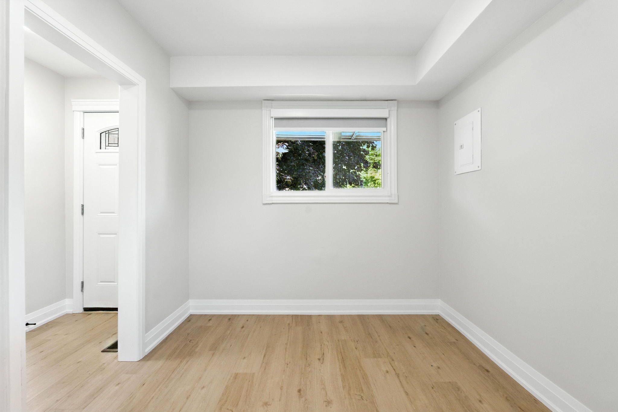 Hamilton, ON L8T 3V6,929 Upper Ottawa ST