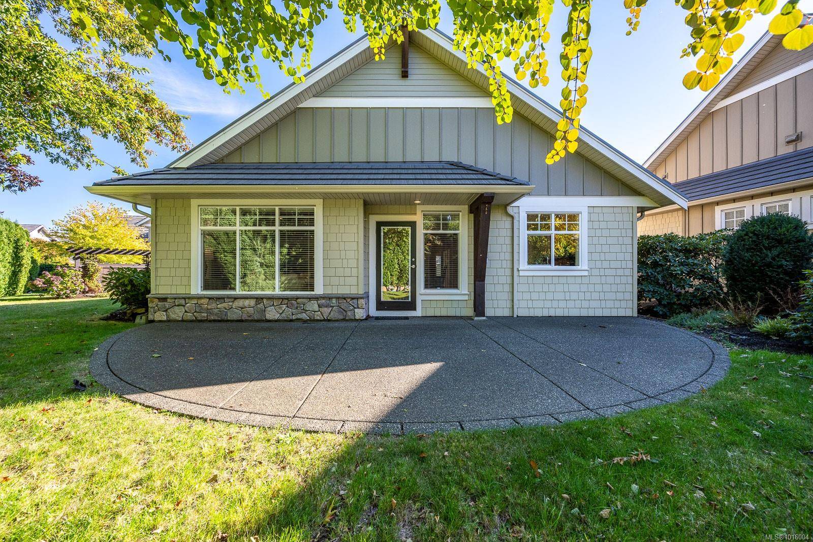 Courtenay, BC V9N 0A5,1055 Crown Isle Dr #114