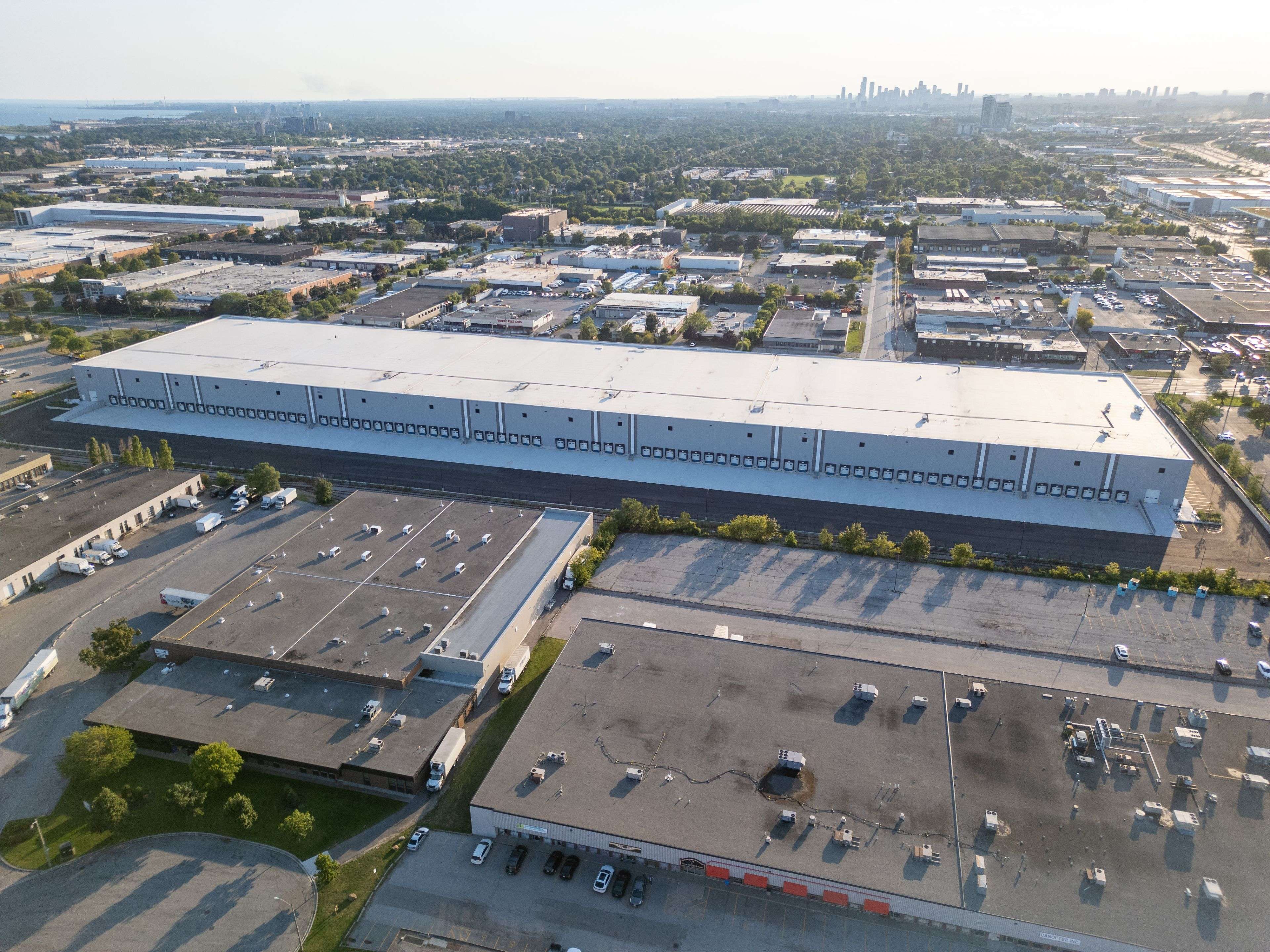 541 Kipling AVE, Toronto W06, ON M8Z 5E7