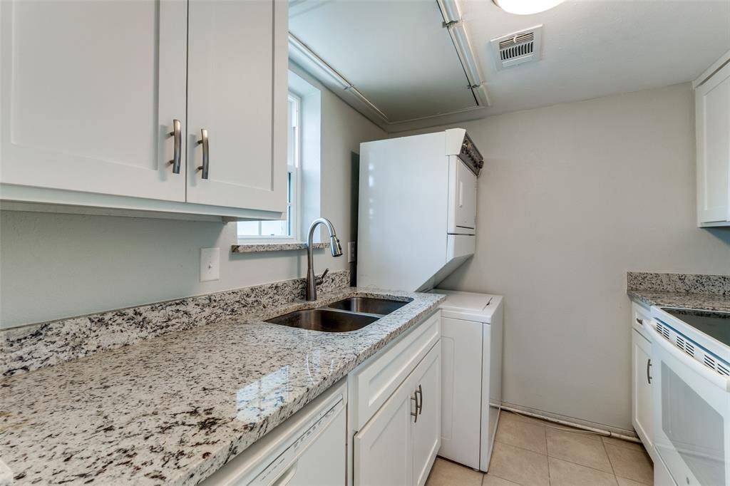 Dallas, TX 75240,5881 Preston View Boulevard #159