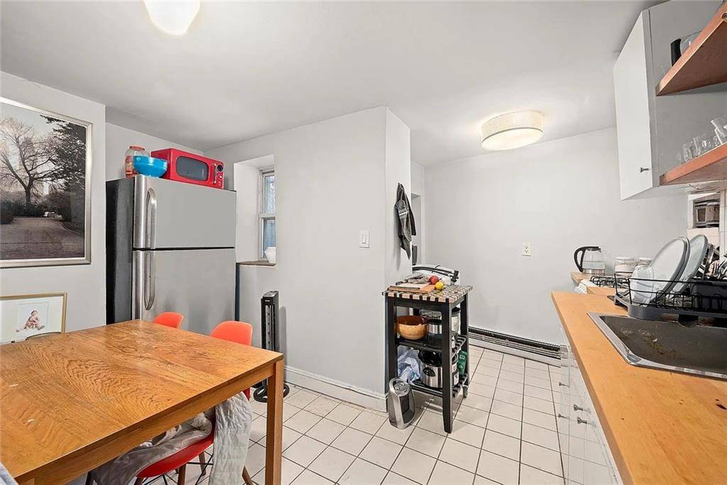 Brooklyn, NY 11205,42 Clermont AVE #1