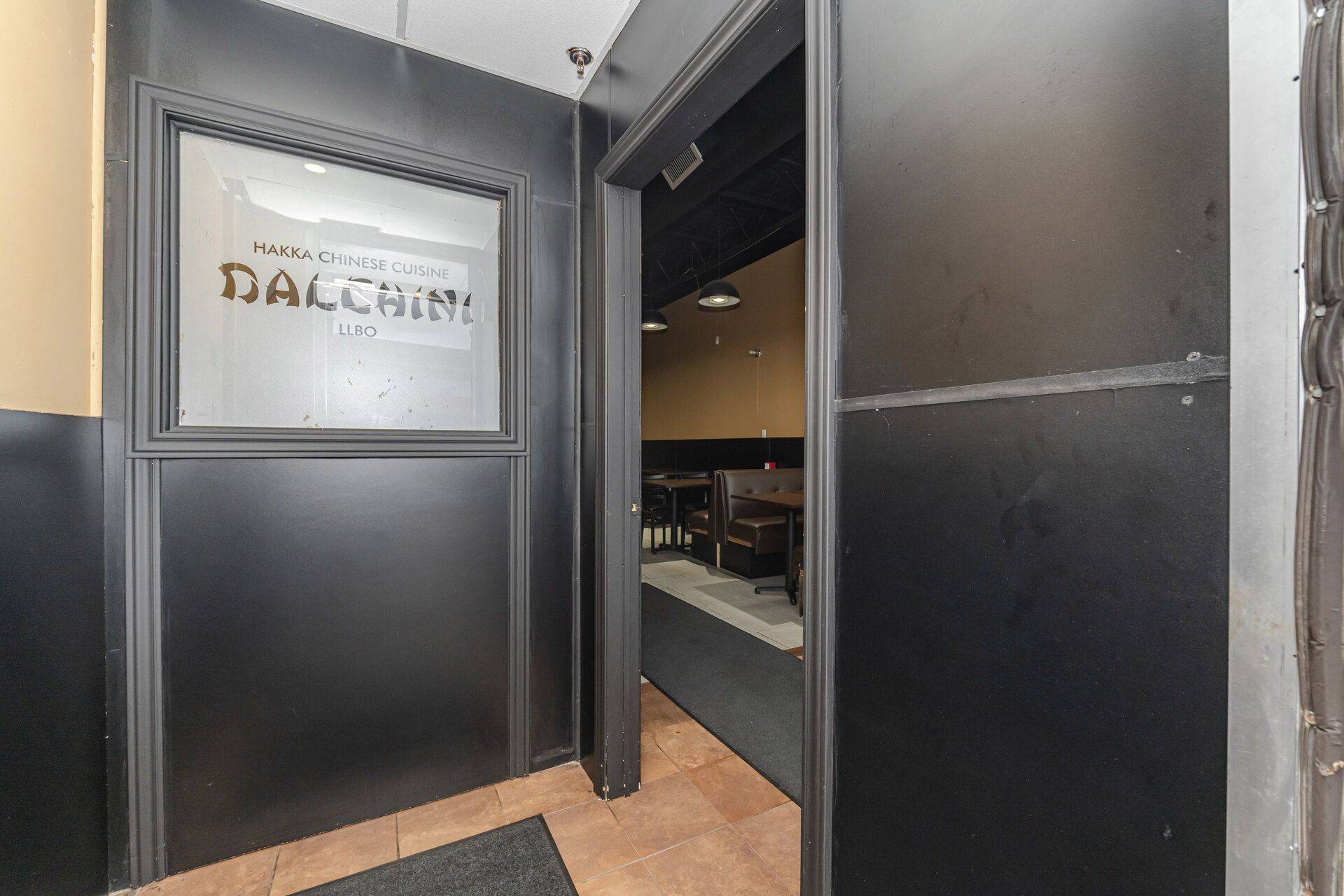 Brampton, ON L6P 2K8,4525 Ebenezer RD #9