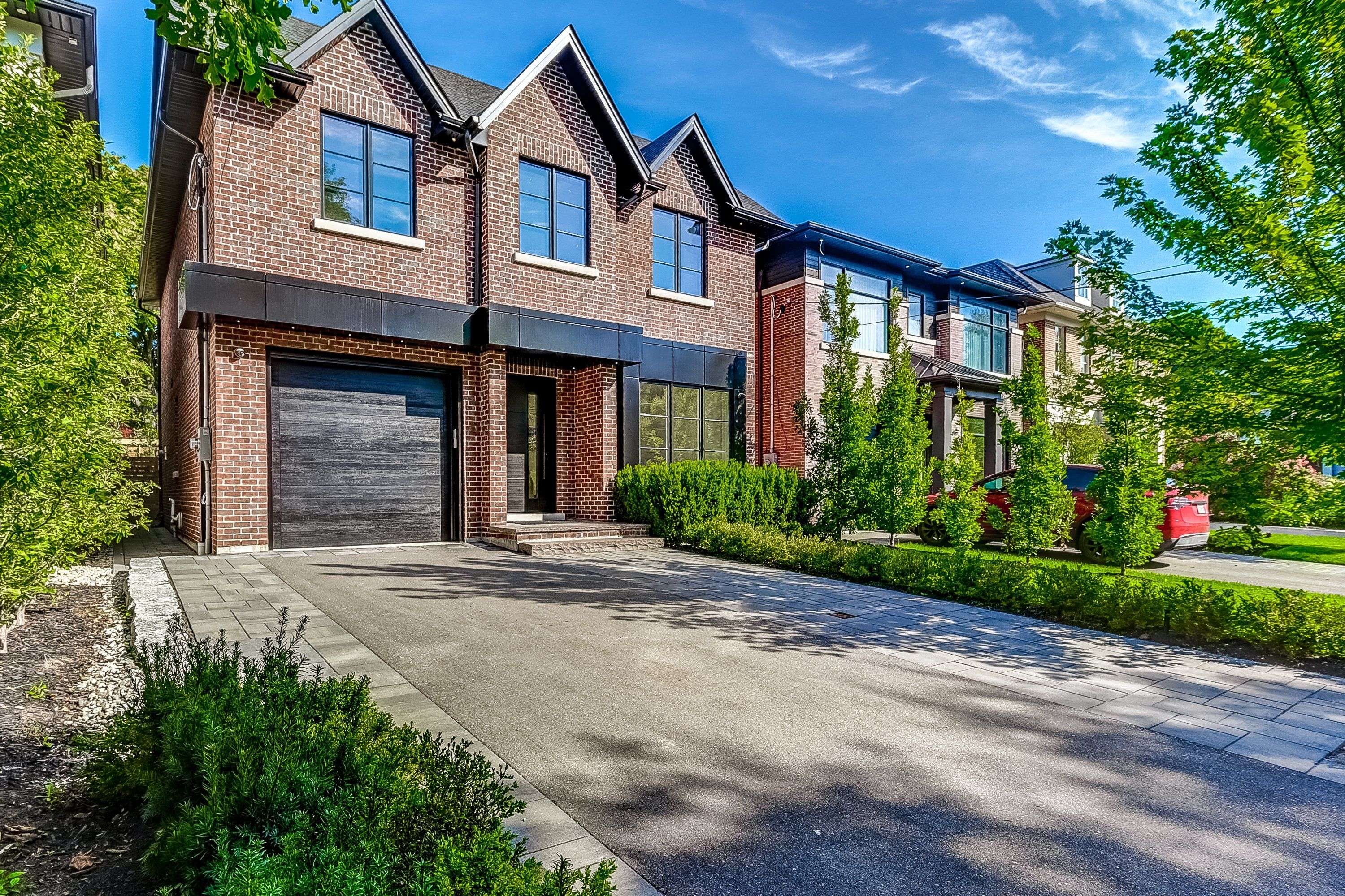 Toronto W08, ON M8X 2M5,8 Shand AVE