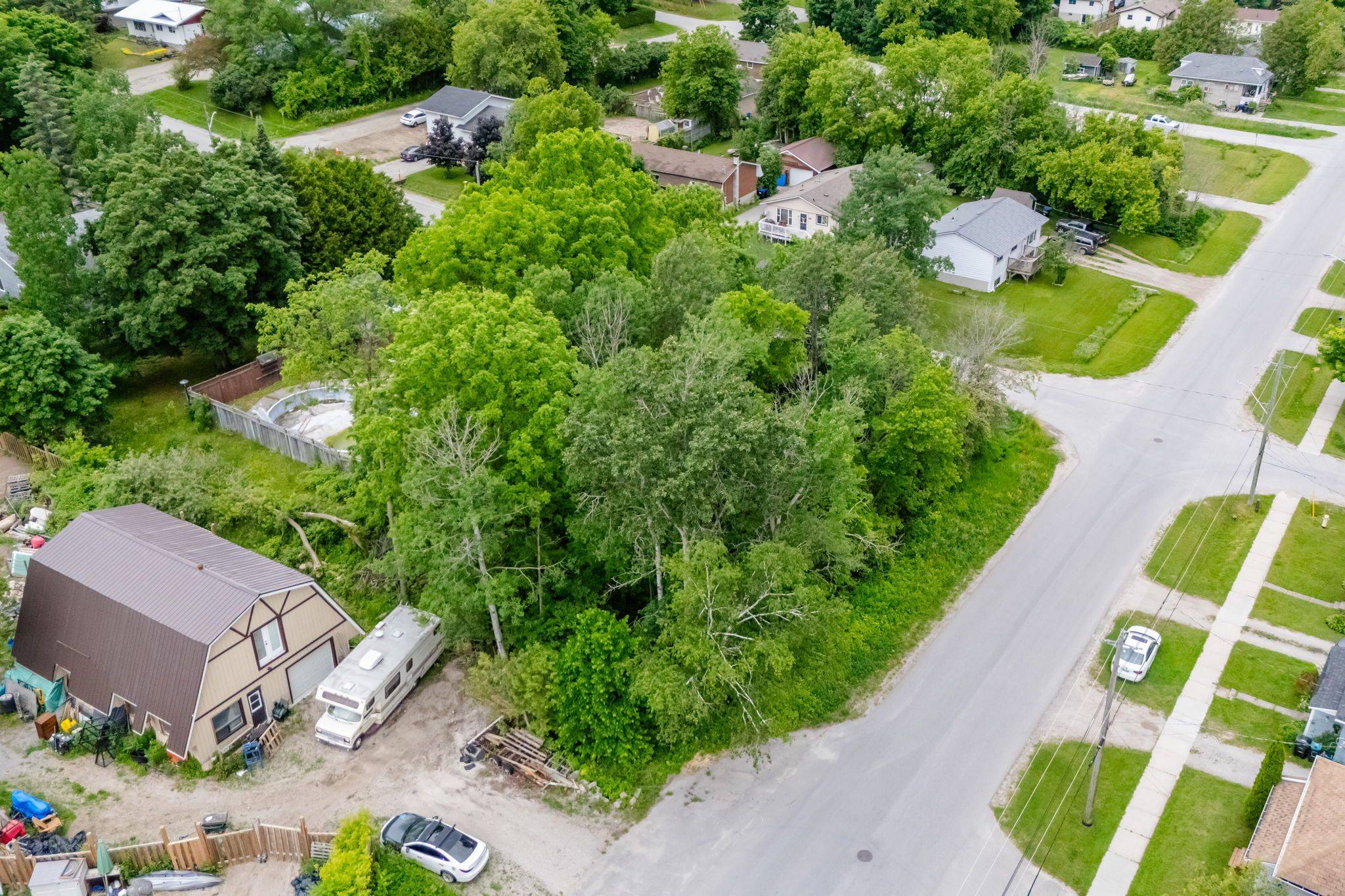 Tay, ON L0K 1R0,401 MCNICOLL ST