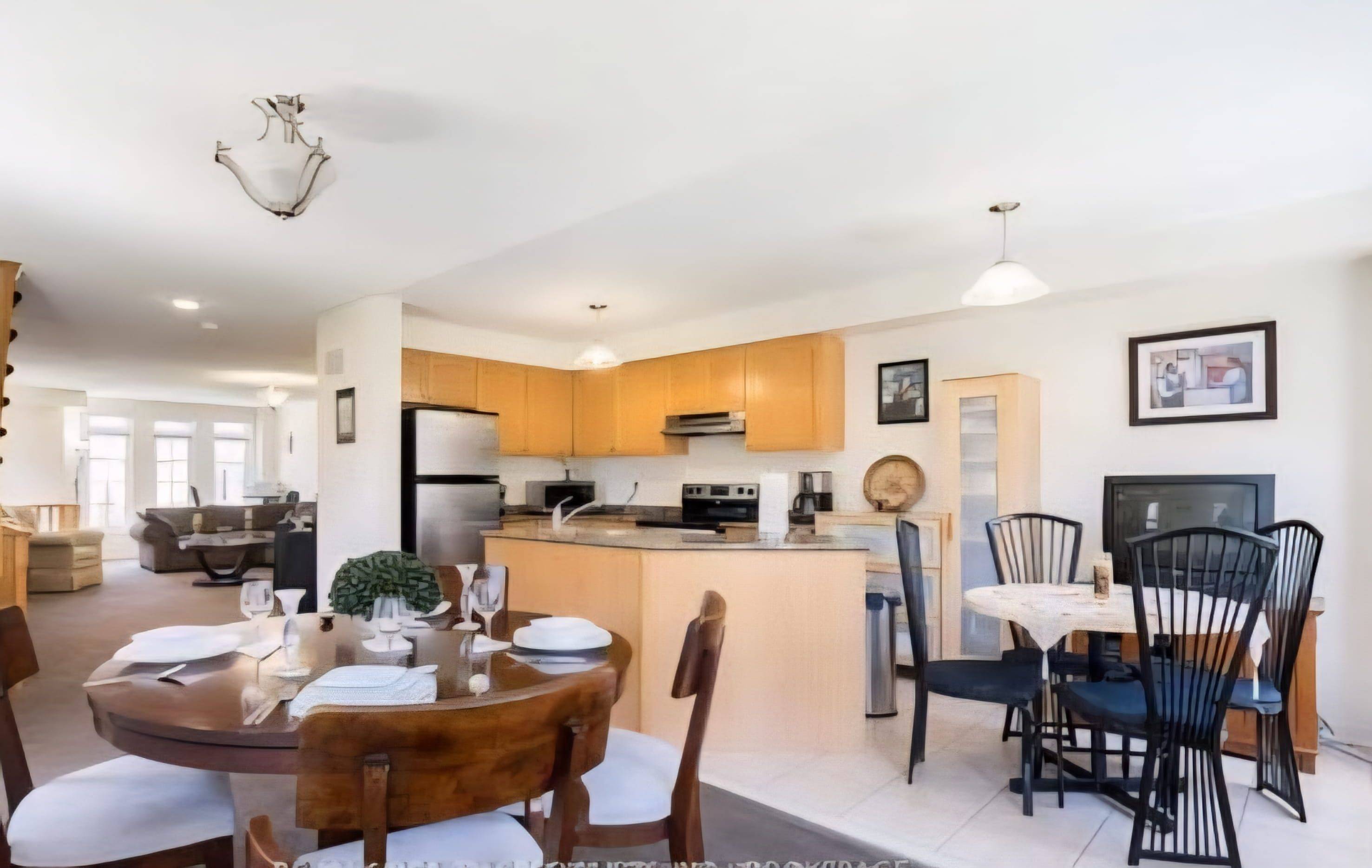 Mississauga, ON L5W 0E7,439 Aspendale CRES