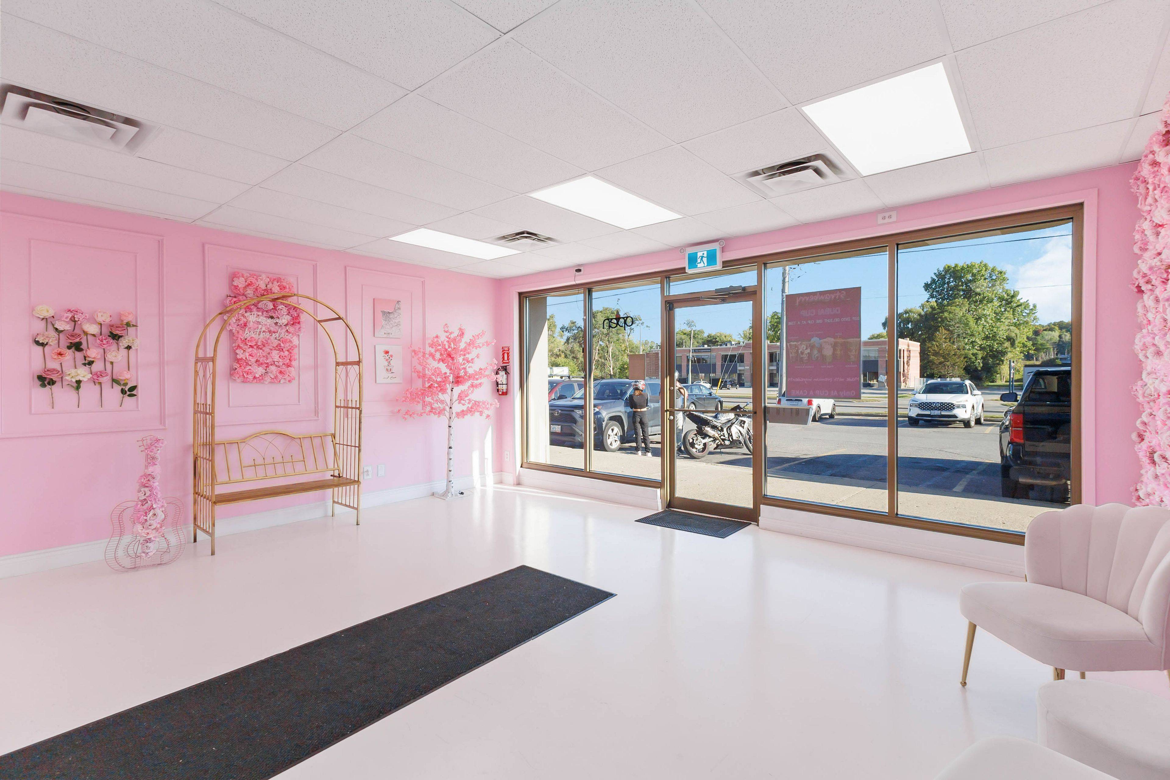 London South, ON N5Z 3J1,920 Commissioners RD #122