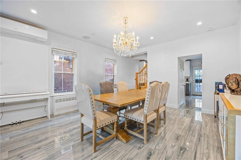 Brooklyn, NY 11234,2022 East 38th ST