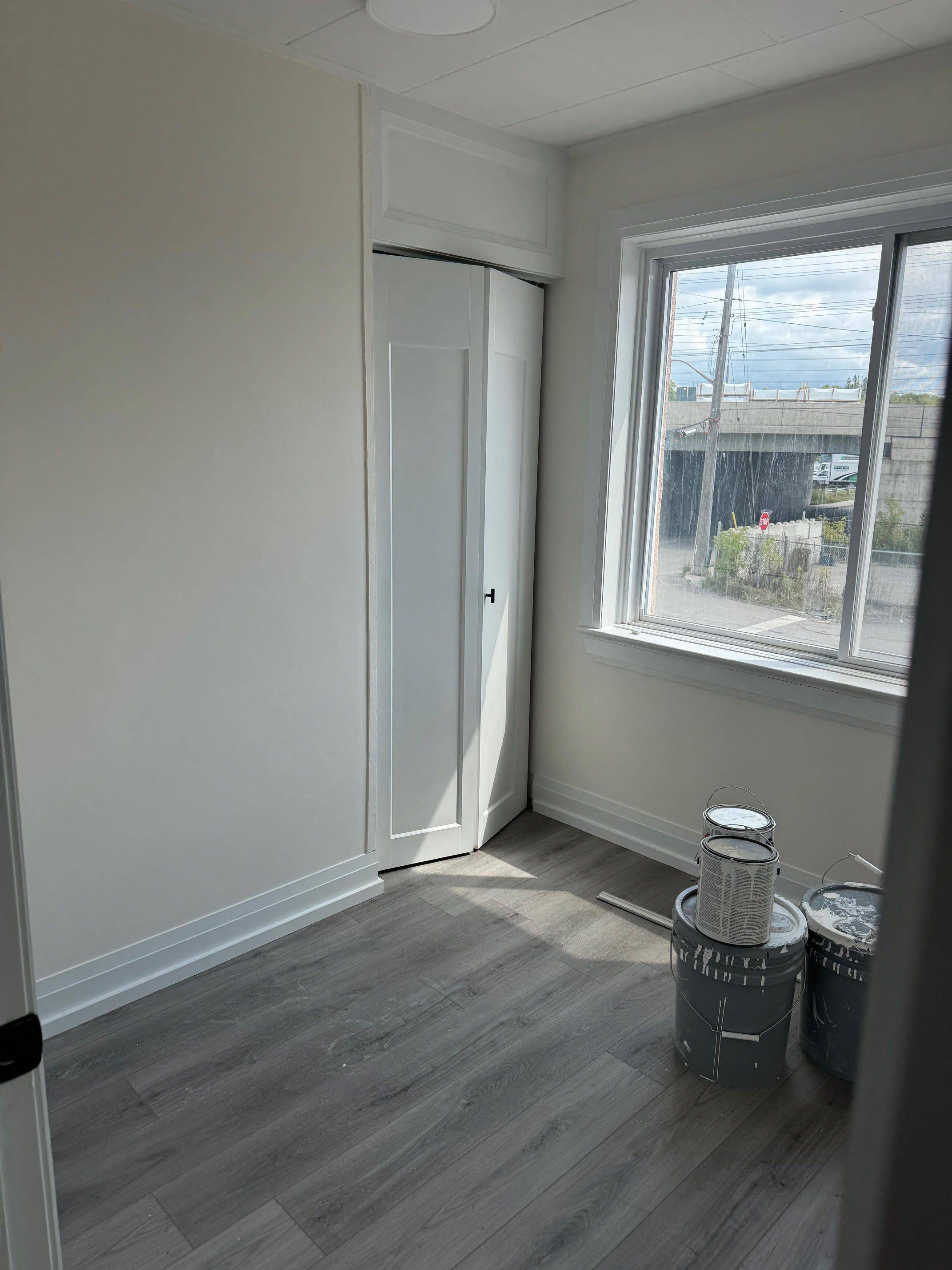 Mckellar Heights - Glabar Park And Area, ON K1Z 5A2,874 Clyde AVE #1