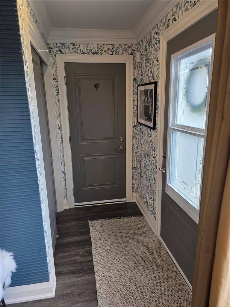 Hamilton, ON L9B 1T8,69 Gates LN