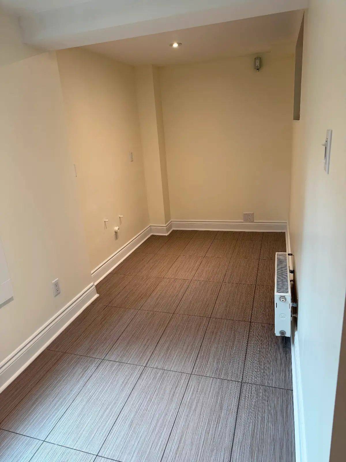 Toronto W01, ON M6R 2M4,290 Roncesvalles AVE #unit b1 (basement)