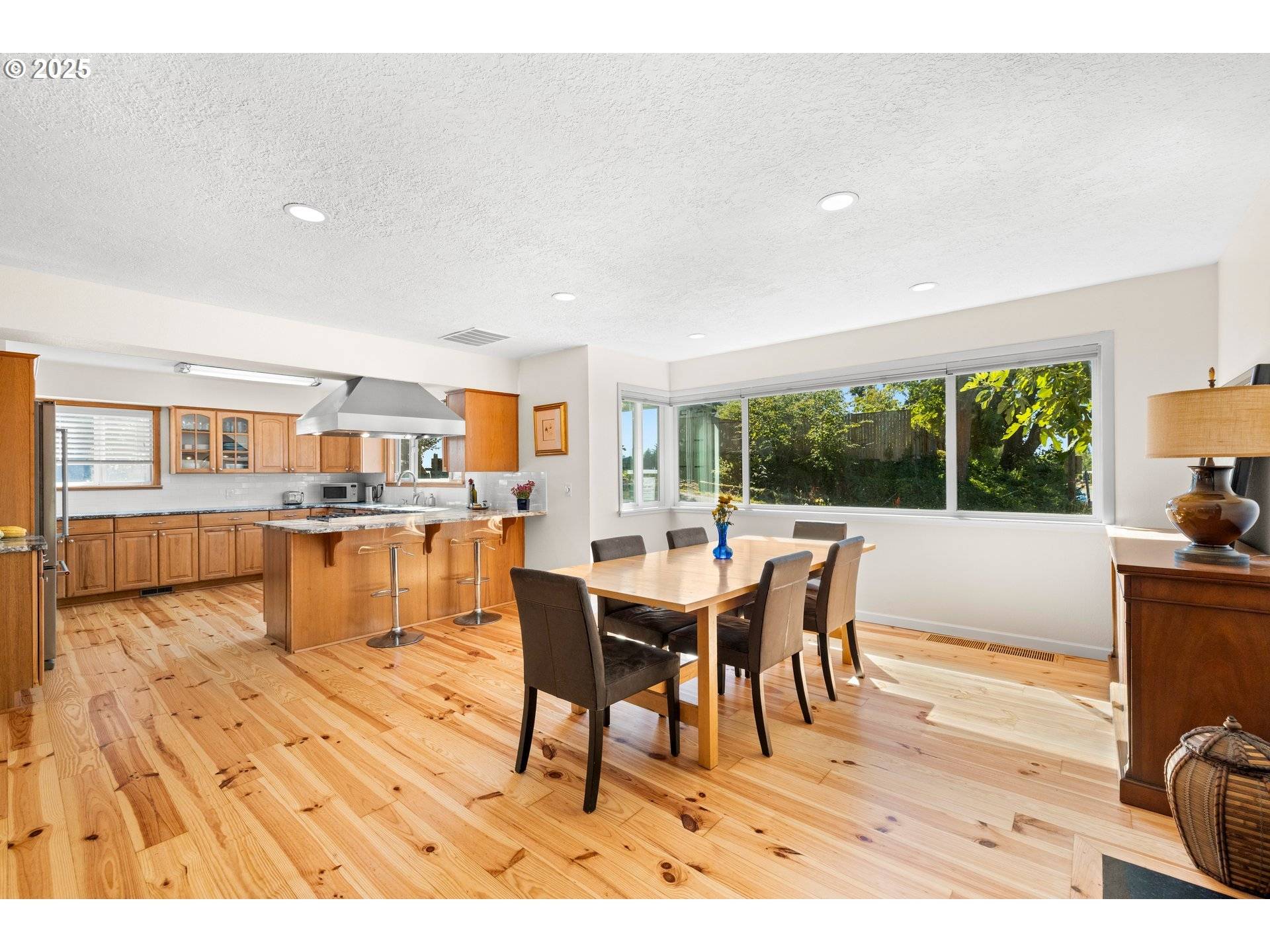 Portland, OR 97239,2245 SW MARTHA ST