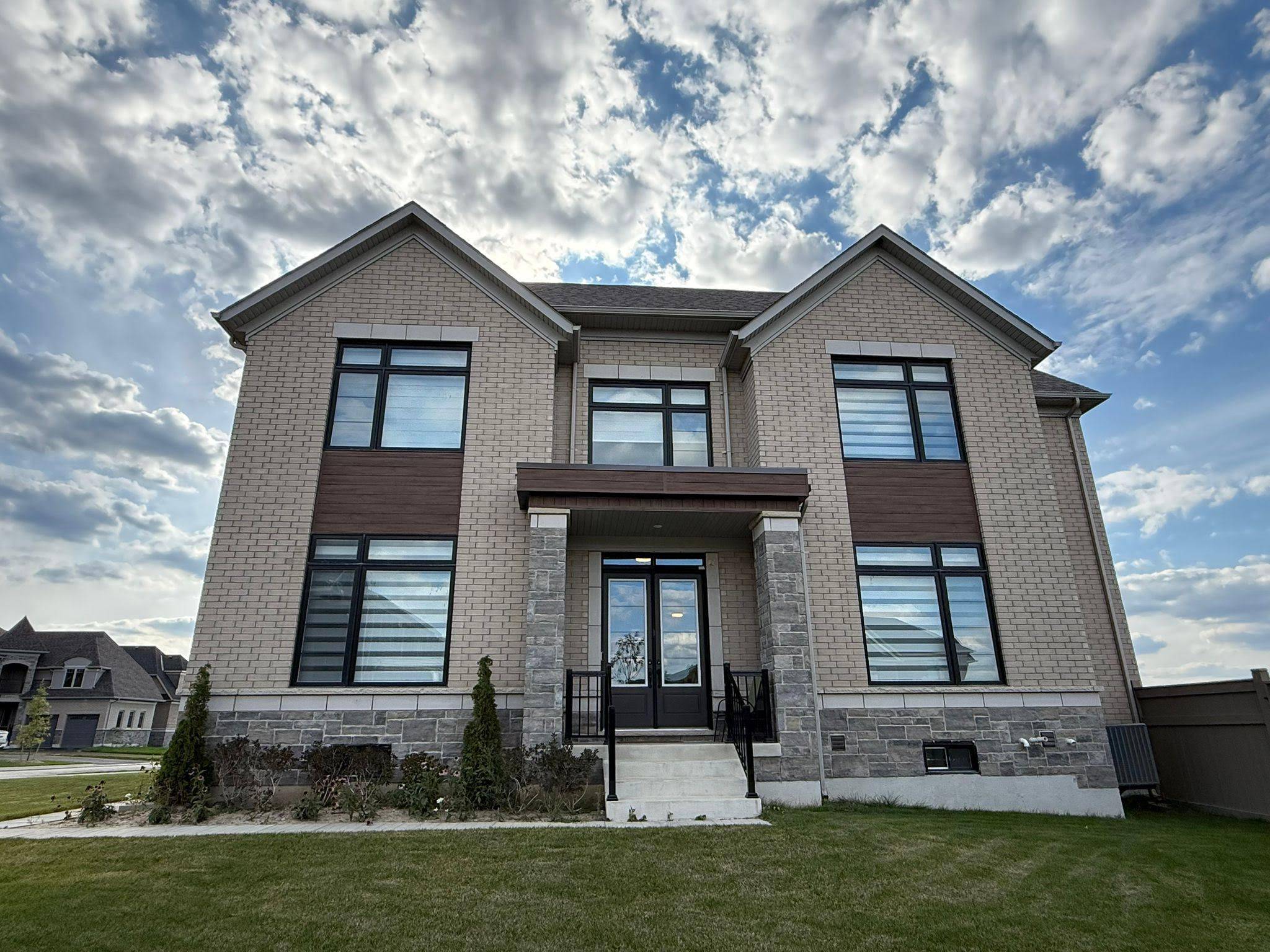 Adjala-tosorontio, ON L0G 1W0,22 Mahogany TRL