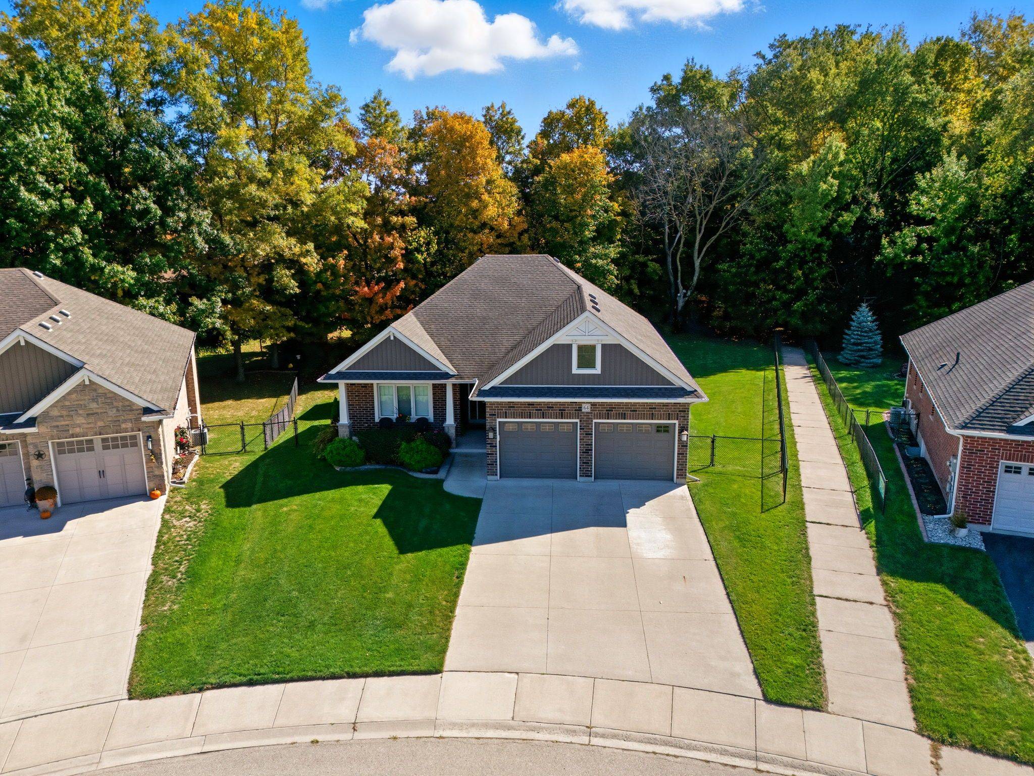 Tillsonburg, ON N4G 0E5,64 Colin AVE