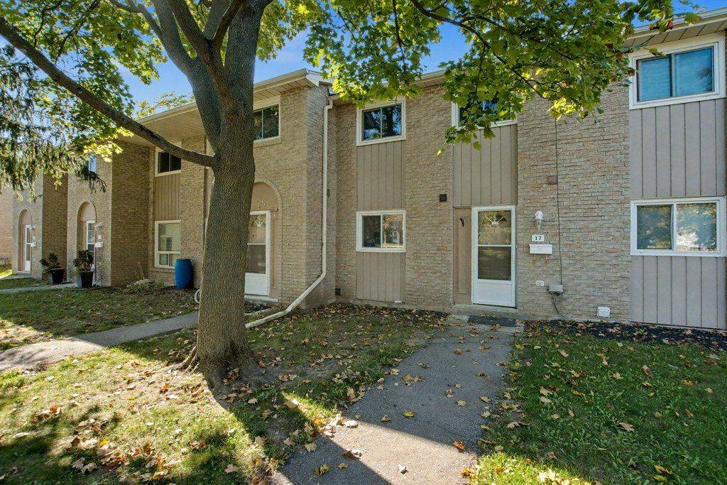 Kitchener, ON N2P 1G2,25 Upper Canada DR #17
