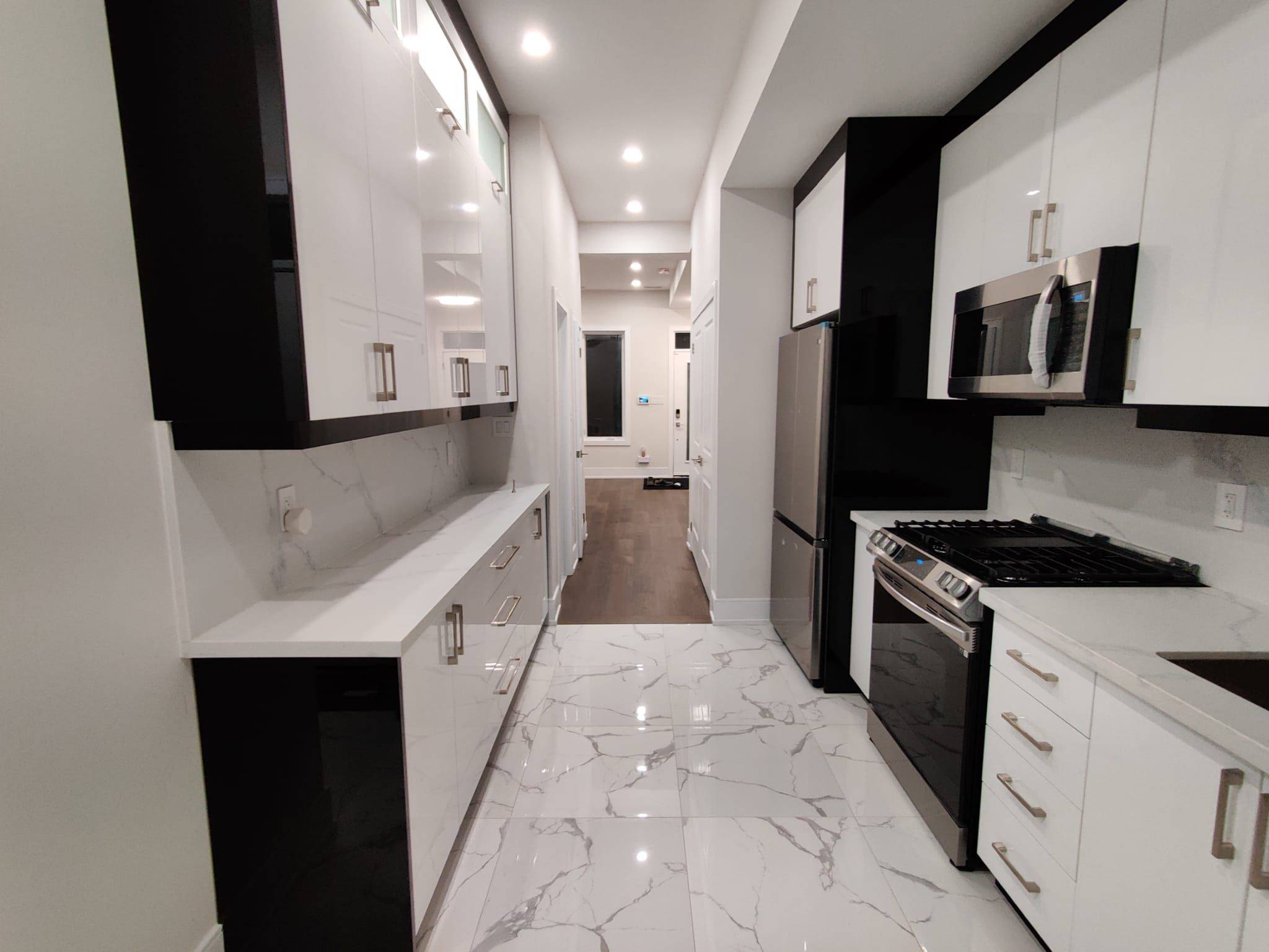 Toronto E01, ON M4J 3G7,471 Jones AVE