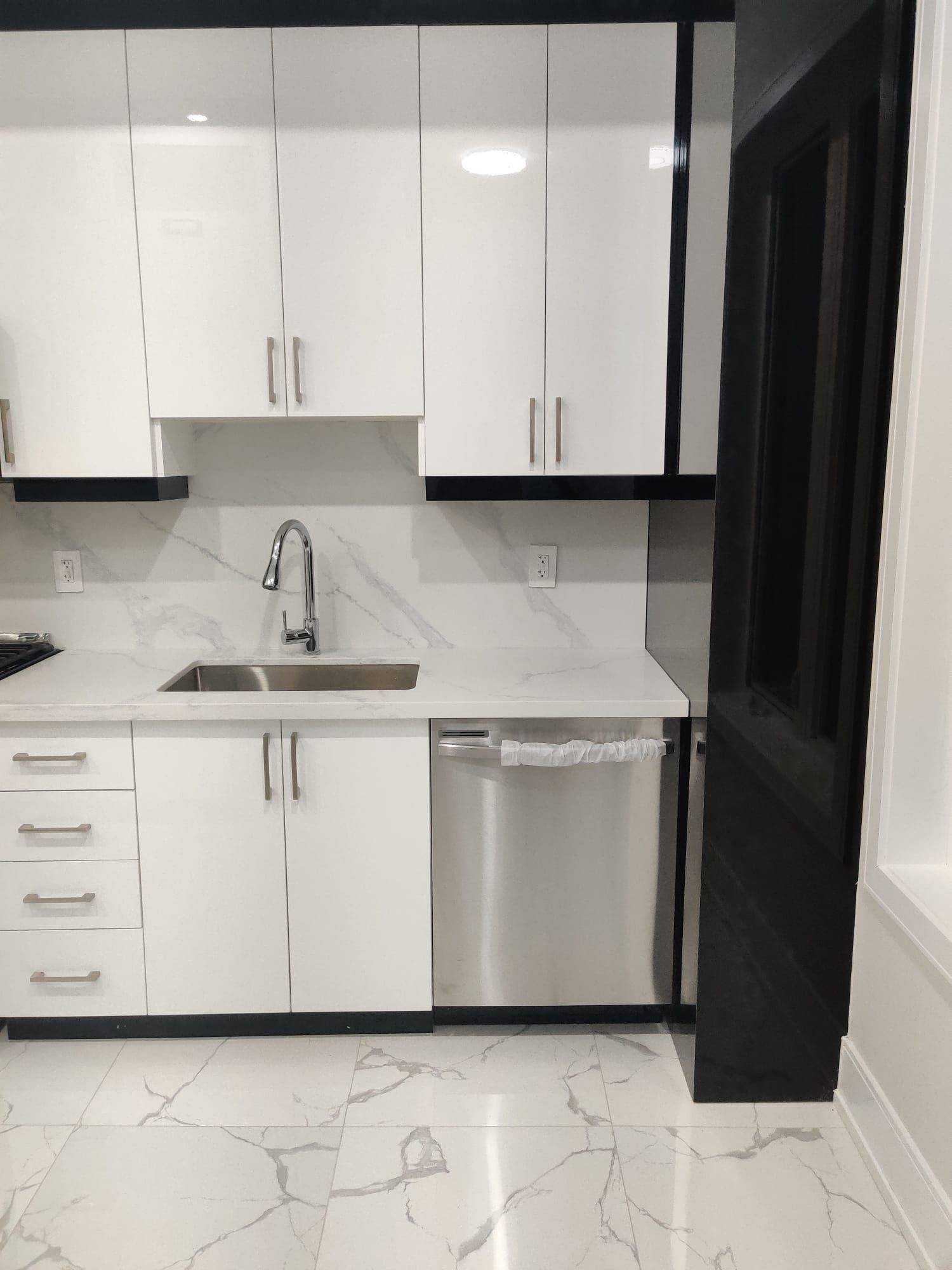 Toronto E01, ON M4J 3G7,471 Jones AVE