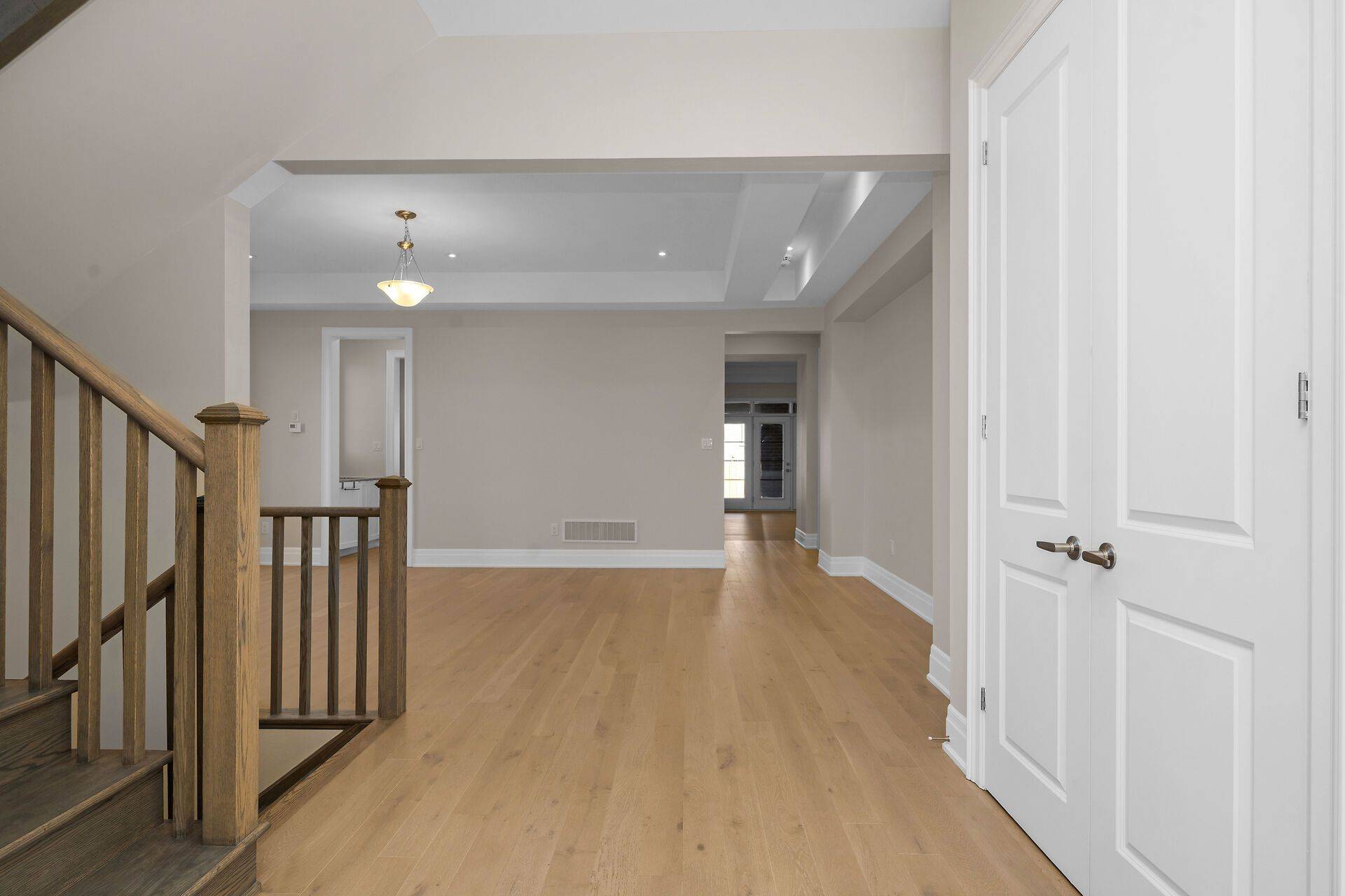 Vaughan, ON L4H 5C9,2 Pine Heights DR